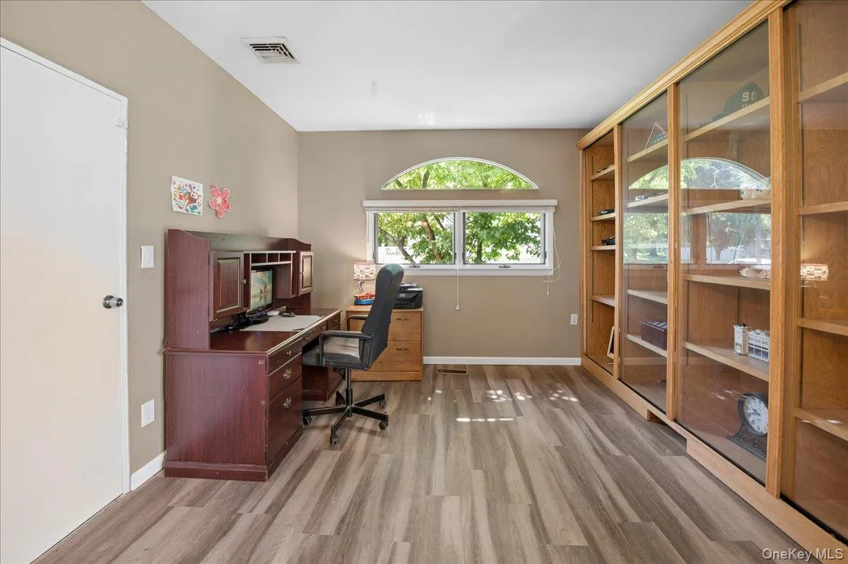 5 Marcus Road, Clarkstown, NY, 3 Bedrooms Bedrooms, 7 Rooms Rooms,2 BathroomsBathrooms,Residential,For Rent,Marcus,0,1022028 5 Marcus Road, Clarkstown, NY, 3 Bedrooms Bedrooms, 7 Rooms Rooms,2 BathroomsBathrooms,Residential,For Rent,Marcus,0,1022028