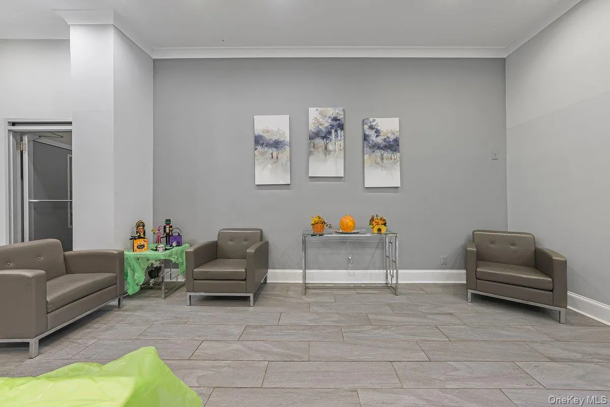 270 Broadway, Yonkers, NY, 1 Bedroom Bedrooms, 4 Rooms Rooms,1 BathroomBathrooms,Residential,For Rent,Broadway,0,1022031 270 Broadway, Yonkers, NY, 1 Bedroom Bedrooms, 4 Rooms Rooms,1 BathroomBathrooms,Residential,For Rent,Broadway,0,1022031