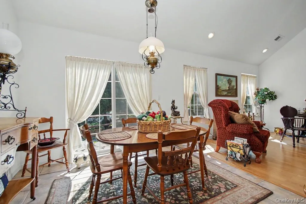 2 Douglas Street, Thompson, NY, 3 Bedrooms Bedrooms, 7 Rooms Rooms,2 BathroomsBathrooms,Residential,For Rent,Douglas,0,1022033 2 Douglas Street, Thompson, NY, 3 Bedrooms Bedrooms, 7 Rooms Rooms,2 BathroomsBathrooms,Residential,For Rent,Douglas,0,1022033