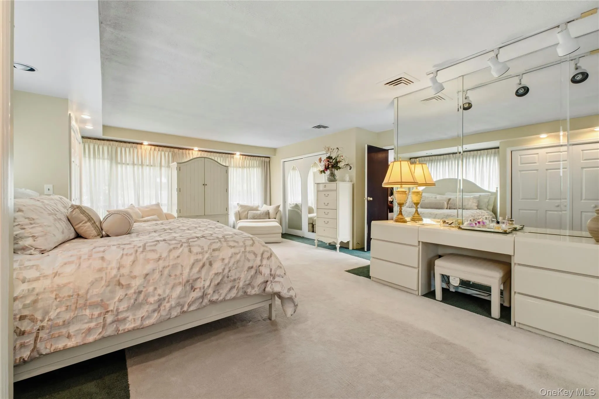 289 Oak Ridge Road, East Fishkill, NY, 5 Bedrooms Bedrooms, 25 Rooms Rooms,3 BathroomsBathrooms,Residential,For Rent,Oak Ridge,0,1022034 289 Oak Ridge Road, East Fishkill, NY, 5 Bedrooms Bedrooms, 25 Rooms Rooms,3 BathroomsBathrooms,Residential,For Rent,Oak Ridge,0,1022034