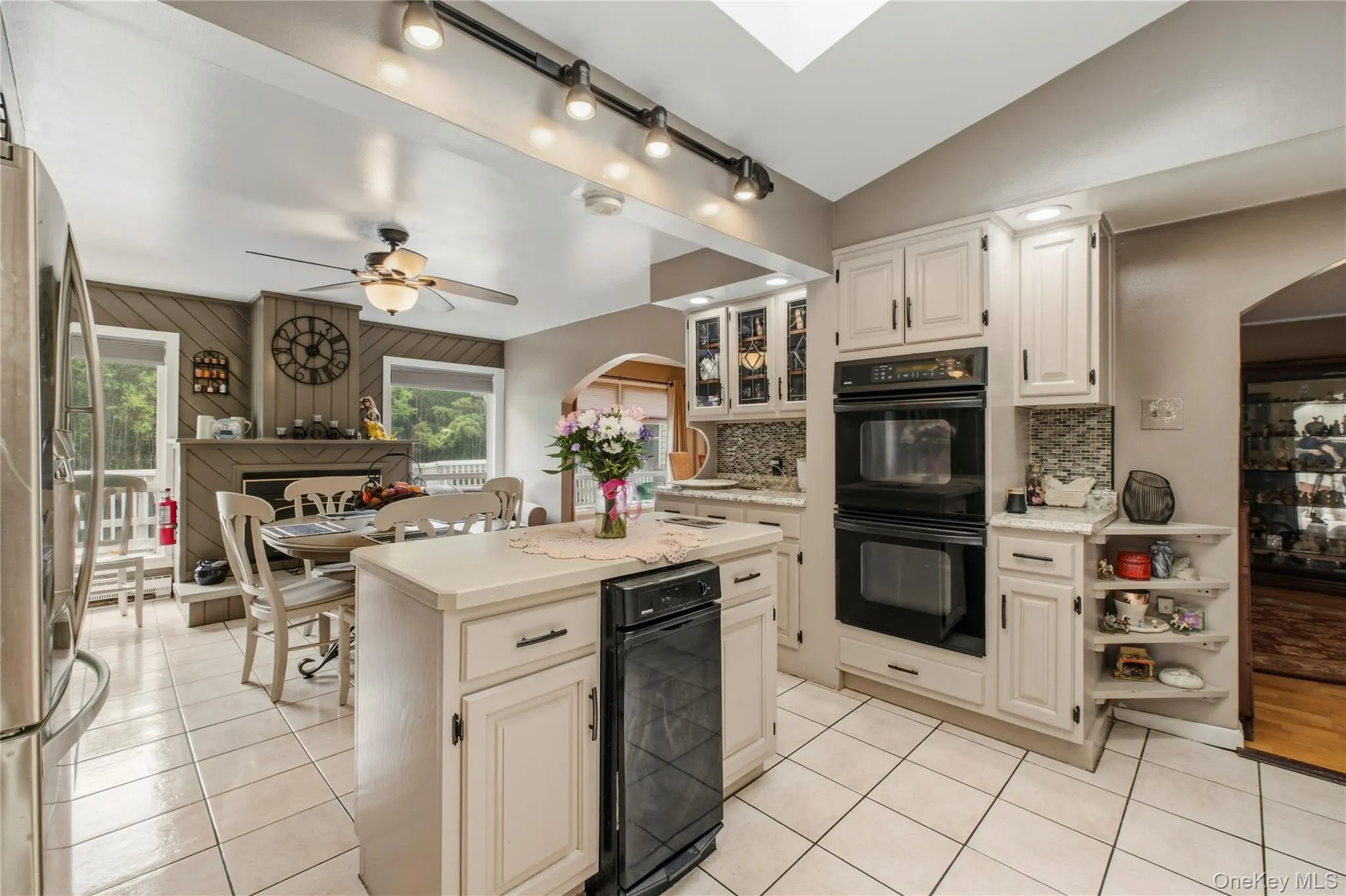 289 Oak Ridge Road, East Fishkill, NY, 5 Bedrooms Bedrooms, 25 Rooms Rooms,3 BathroomsBathrooms,Residential,For Rent,Oak Ridge,0,1022034 289 Oak Ridge Road, East Fishkill, NY, 5 Bedrooms Bedrooms, 25 Rooms Rooms,3 BathroomsBathrooms,Residential,For Rent,Oak Ridge,0,1022034