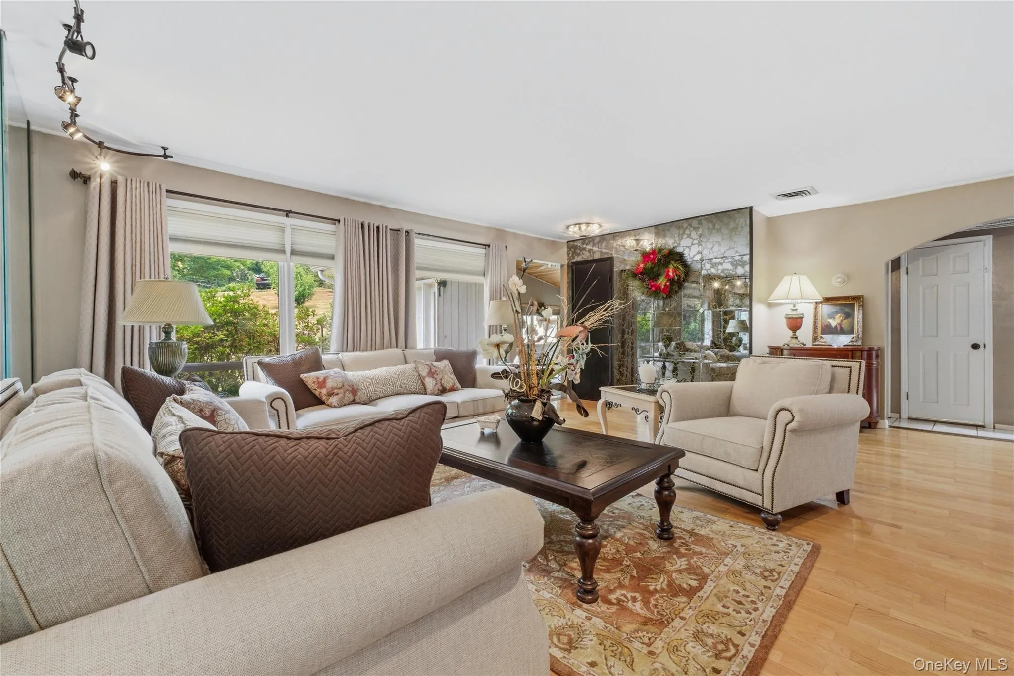 289 Oak Ridge Road, East Fishkill, NY, 5 Bedrooms Bedrooms, 25 Rooms Rooms,3 BathroomsBathrooms,Residential,For Rent,Oak Ridge,0,1022034 289 Oak Ridge Road, East Fishkill, NY, 5 Bedrooms Bedrooms, 25 Rooms Rooms,3 BathroomsBathrooms,Residential,For Rent,Oak Ridge,0,1022034