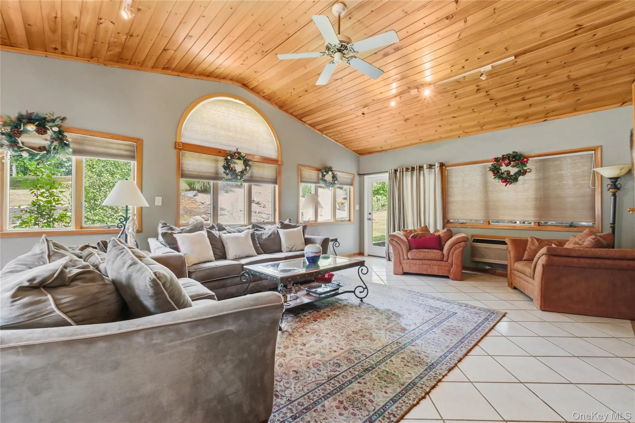 289 Oak Ridge Road, East Fishkill, NY, 5 Bedrooms Bedrooms, 25 Rooms Rooms,3 BathroomsBathrooms,Residential,For Rent,Oak Ridge,0,1022034 289 Oak Ridge Road, East Fishkill, NY, 5 Bedrooms Bedrooms, 25 Rooms Rooms,3 BathroomsBathrooms,Residential,For Rent,Oak Ridge,0,1022034