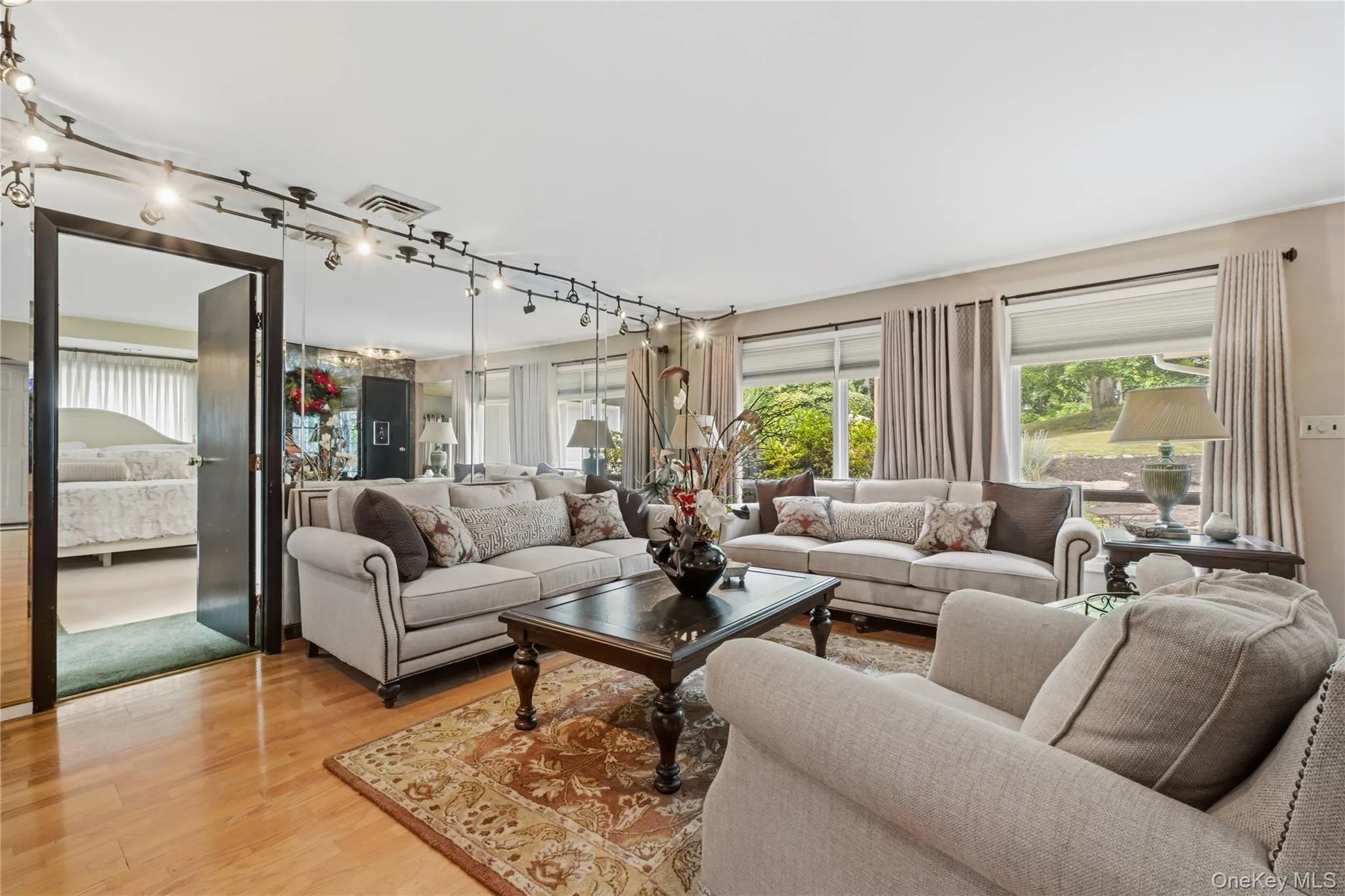 289 Oak Ridge Road, East Fishkill, NY, 5 Bedrooms Bedrooms, 25 Rooms Rooms,3 BathroomsBathrooms,Residential,For Rent,Oak Ridge,0,1022034 289 Oak Ridge Road, East Fishkill, NY, 5 Bedrooms Bedrooms, 25 Rooms Rooms,3 BathroomsBathrooms,Residential,For Rent,Oak Ridge,0,1022034