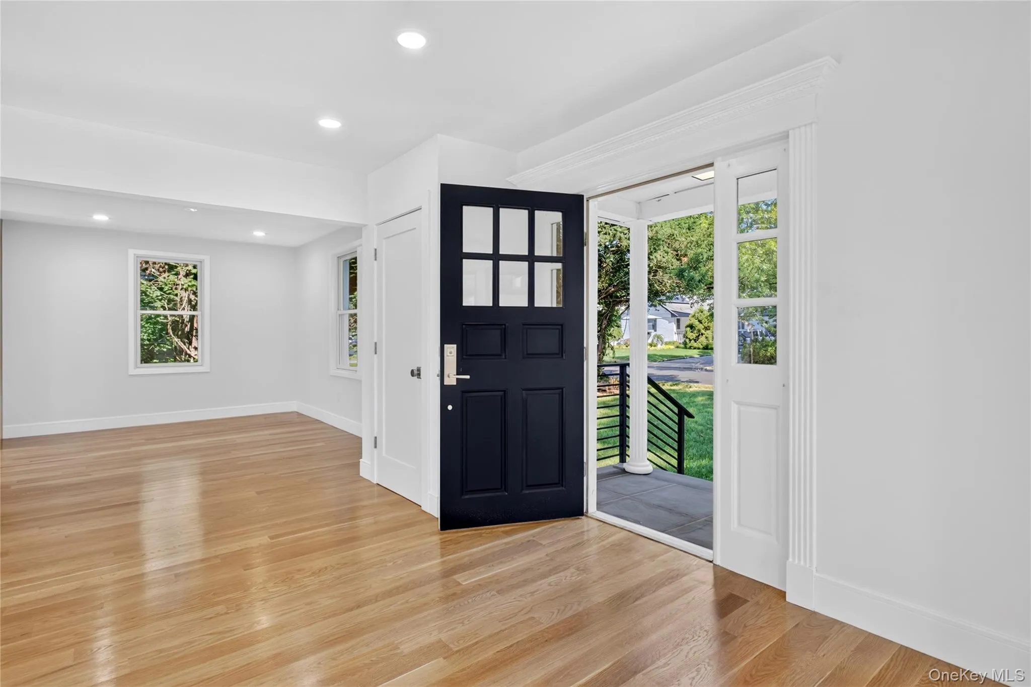 118 Willow Street, North Hempstead, NY, 3 Bedrooms Bedrooms, 8 Rooms Rooms,2 BathroomsBathrooms,Residential,For Rent,Willow,0,1022036 118 Willow Street, North Hempstead, NY, 3 Bedrooms Bedrooms, 8 Rooms Rooms,2 BathroomsBathrooms,Residential,For Rent,Willow,0,1022036