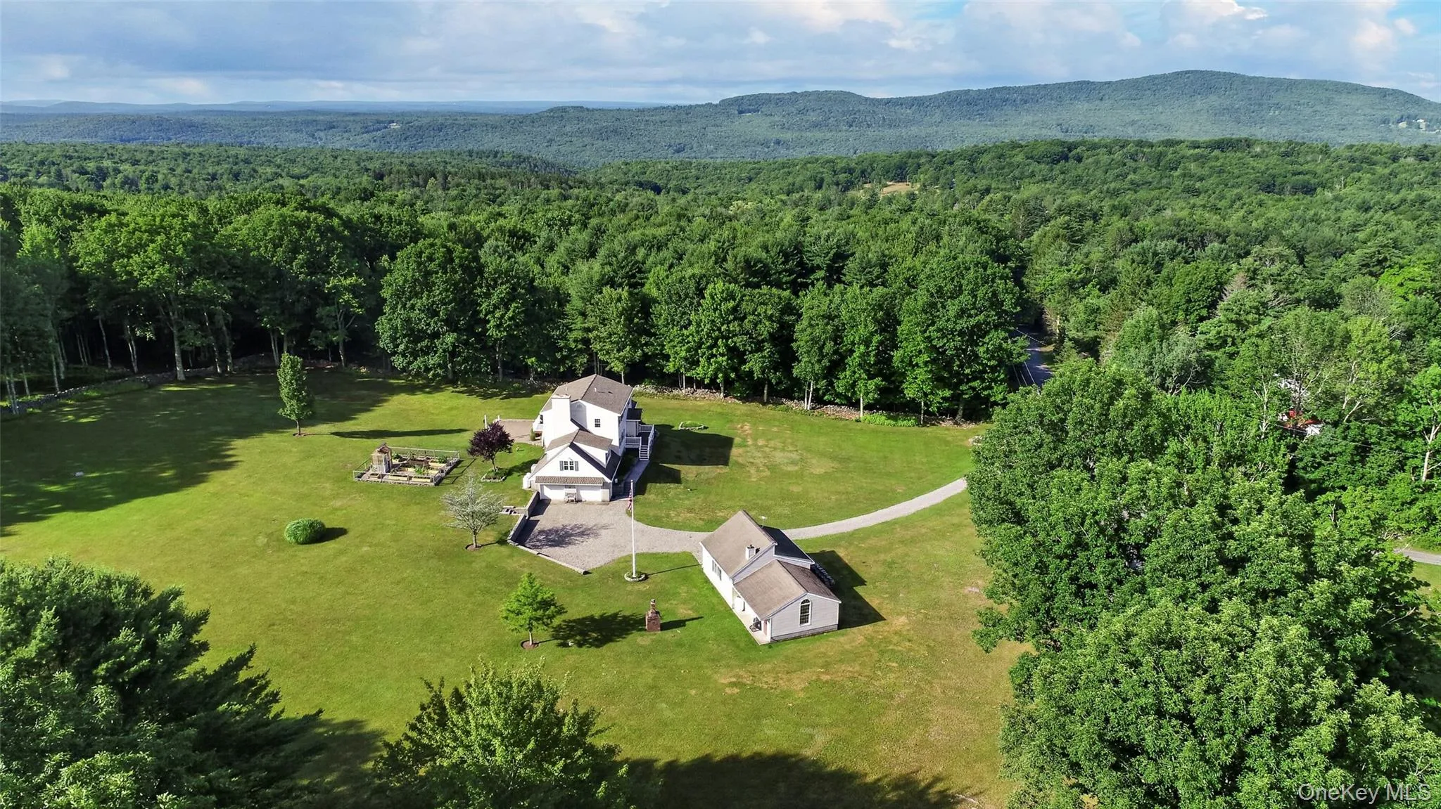 156 Lackawack Hill Road, Wawarsing, NY, 5 Bedrooms Bedrooms, 7 Rooms Rooms,2 BathroomsBathrooms,Residential,For Rent,Lackawack Hill,0,1022038 156 Lackawack Hill Road, Wawarsing, NY, 5 Bedrooms Bedrooms, 7 Rooms Rooms,2 BathroomsBathrooms,Residential,For Rent,Lackawack Hill,0,1022038
