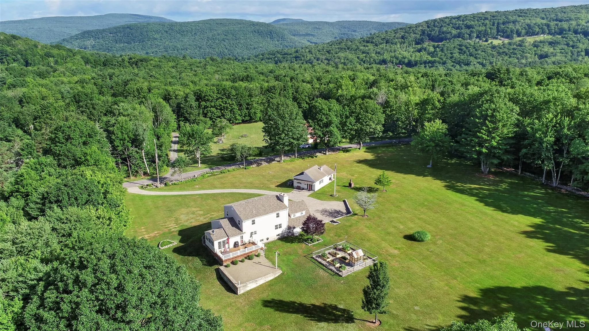 156 Lackawack Hill Road, Wawarsing, NY, 5 Bedrooms Bedrooms, 7 Rooms Rooms,2 BathroomsBathrooms,Residential,For Rent,Lackawack Hill,0,1022038 156 Lackawack Hill Road, Wawarsing, NY, 5 Bedrooms Bedrooms, 7 Rooms Rooms,2 BathroomsBathrooms,Residential,For Rent,Lackawack Hill,0,1022038