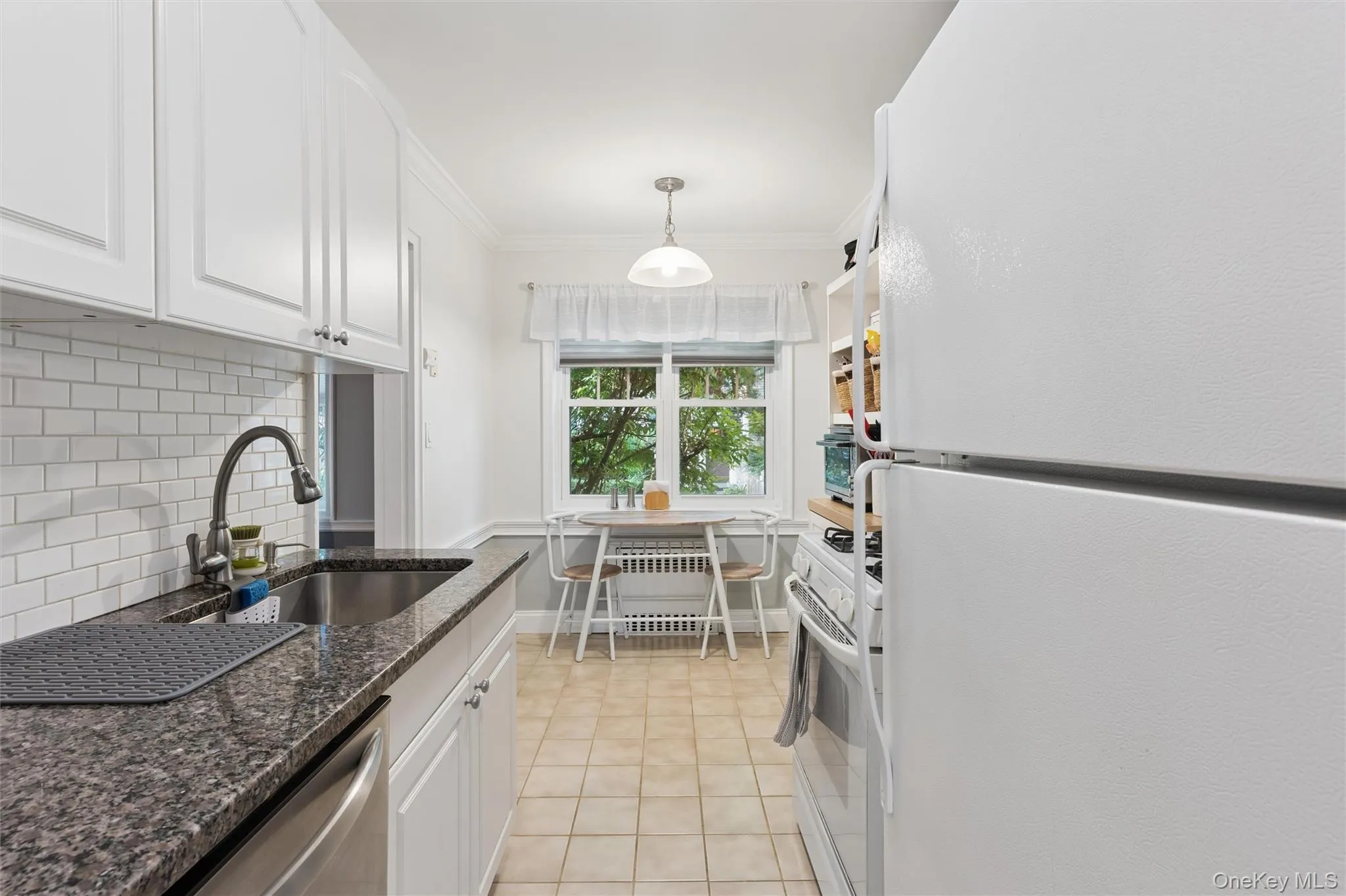 43 Forest Avenue, Hempstead, NY, 1 Bedroom Bedrooms, 3 Rooms Rooms,1 BathroomBathrooms,Residential,For Rent,Forest,0,1022042 43 Forest Avenue, Hempstead, NY, 1 Bedroom Bedrooms, 3 Rooms Rooms,1 BathroomBathrooms,Residential,For Rent,Forest,0,1022042