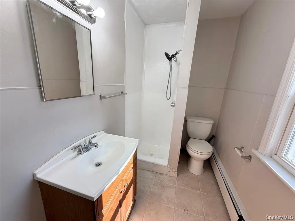 4 Riverview Avenue, New Windsor, NY, 2 Bedrooms Bedrooms, 5 Rooms Rooms,1 BathroomBathrooms,Residential Lease,For Rent,Riverview,0,1022053 4 Riverview Avenue, New Windsor, NY, 2 Bedrooms Bedrooms, 5 Rooms Rooms,1 BathroomBathrooms,Residential Lease,For Rent,Riverview,0,1022053