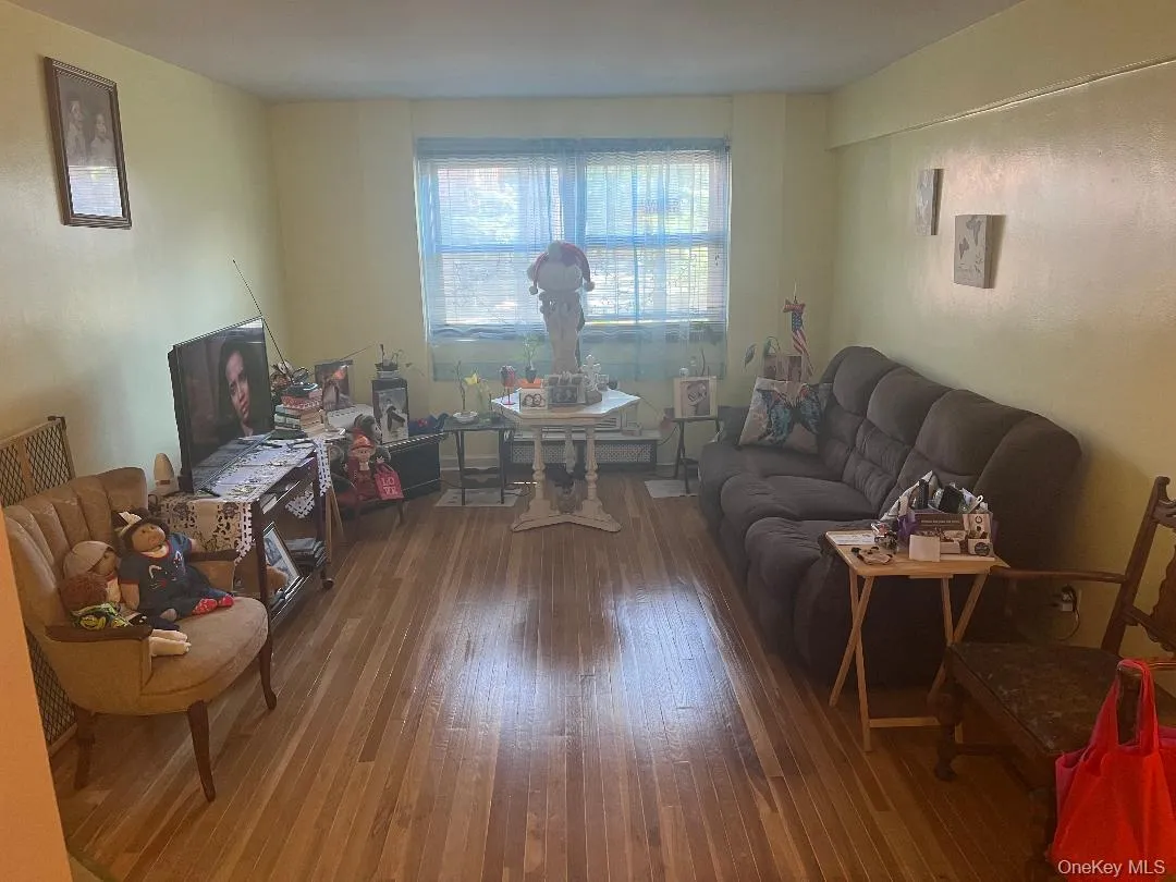 155-24 84th Street, New York, NY, 2 Bedrooms Bedrooms, 3 Rooms Rooms,1 BathroomBathrooms,Residential,For Rent,84th,0,1022054 155-24 84th Street, New York, NY, 2 Bedrooms Bedrooms, 3 Rooms Rooms,1 BathroomBathrooms,Residential,For Rent,84th,0,1022054