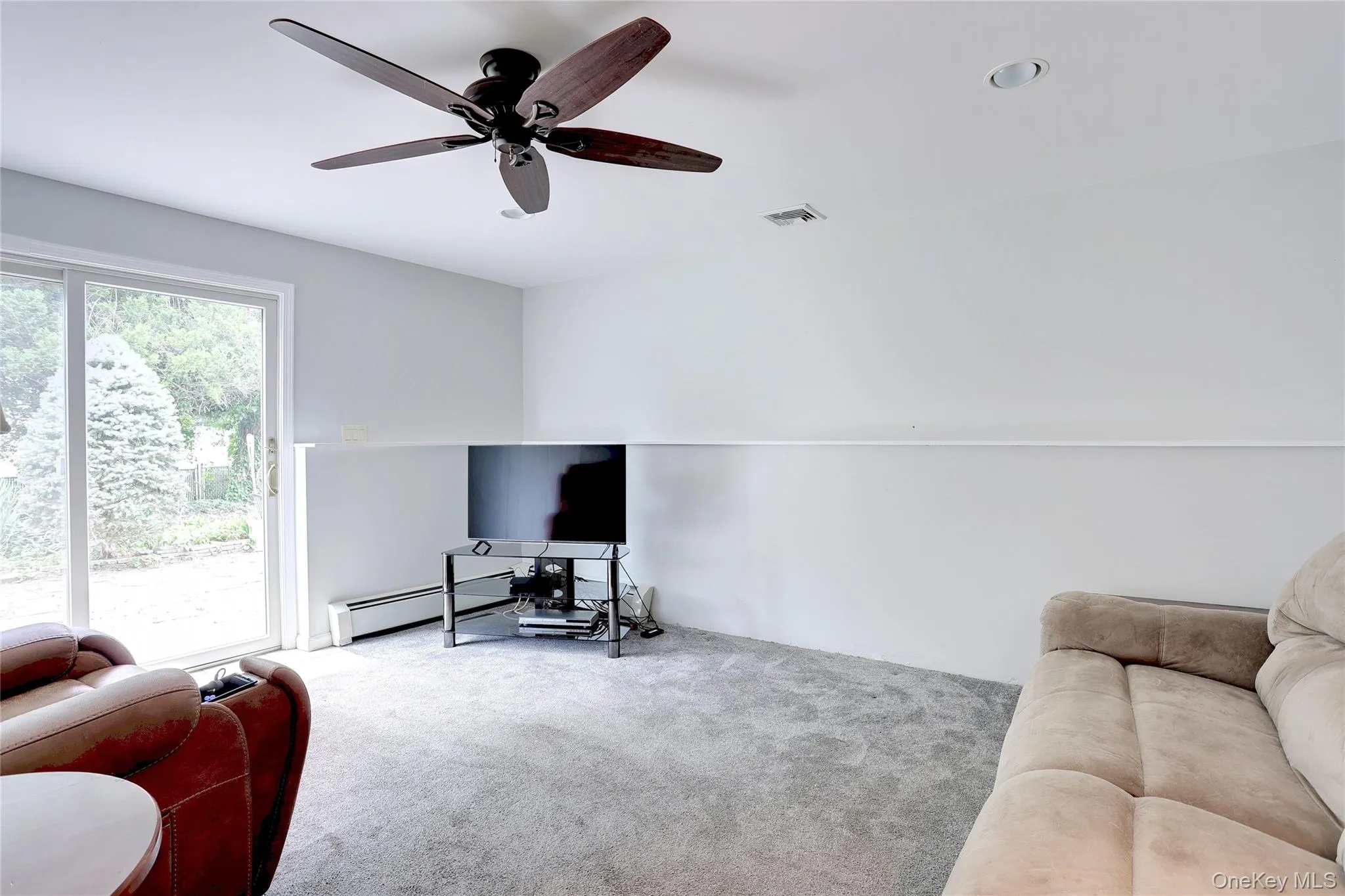 1 Verdin Drive, Clarkstown, NY, 8 Bedrooms Bedrooms, 14 Rooms Rooms,5 BathroomsBathrooms,Residential,For Rent,Verdin,0,1022058 1 Verdin Drive, Clarkstown, NY, 8 Bedrooms Bedrooms, 14 Rooms Rooms,5 BathroomsBathrooms,Residential,For Rent,Verdin,0,1022058