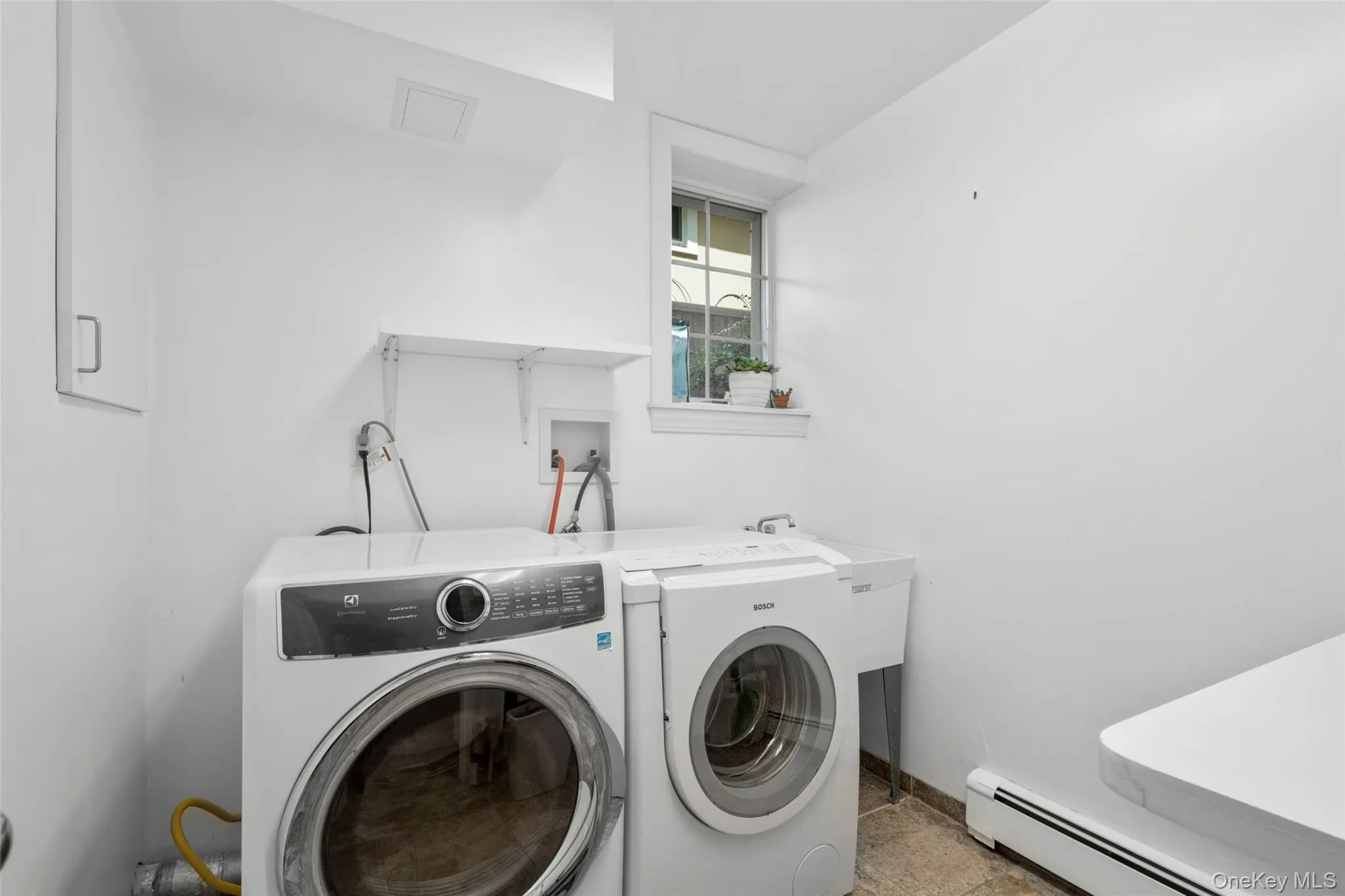 525 Carroll Avenue, Rye Town, NY, 4 Bedrooms Bedrooms, 8 Rooms Rooms,2 BathroomsBathrooms,Residential Lease,For Rent,Carroll,0,1022060 525 Carroll Avenue, Rye Town, NY, 4 Bedrooms Bedrooms, 8 Rooms Rooms,2 BathroomsBathrooms,Residential Lease,For Rent,Carroll,0,1022060