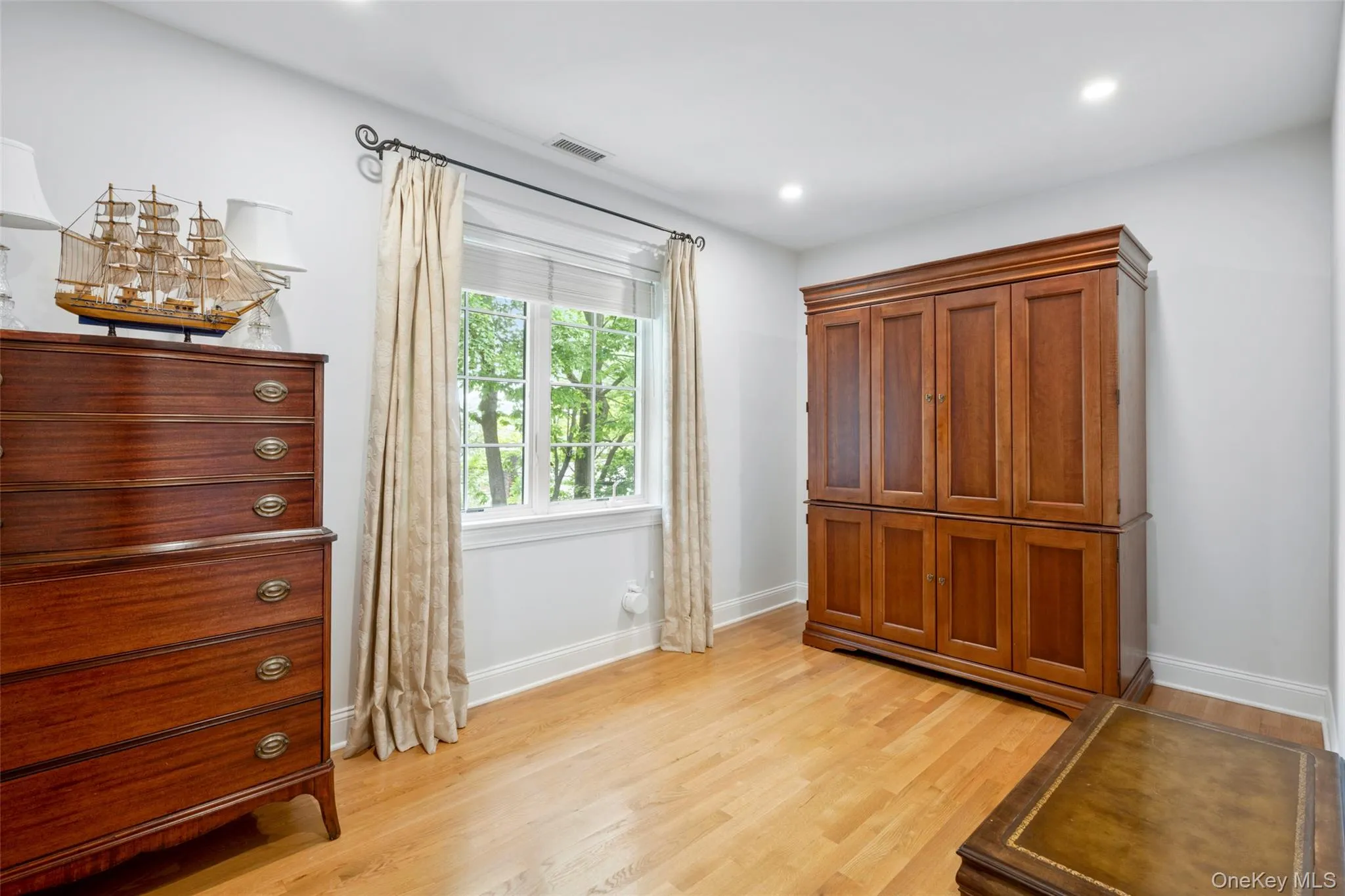 525 Carroll Avenue, Rye Town, NY, 4 Bedrooms Bedrooms, 8 Rooms Rooms,2 BathroomsBathrooms,Residential Lease,For Rent,Carroll,0,1022060 525 Carroll Avenue, Rye Town, NY, 4 Bedrooms Bedrooms, 8 Rooms Rooms,2 BathroomsBathrooms,Residential Lease,For Rent,Carroll,0,1022060