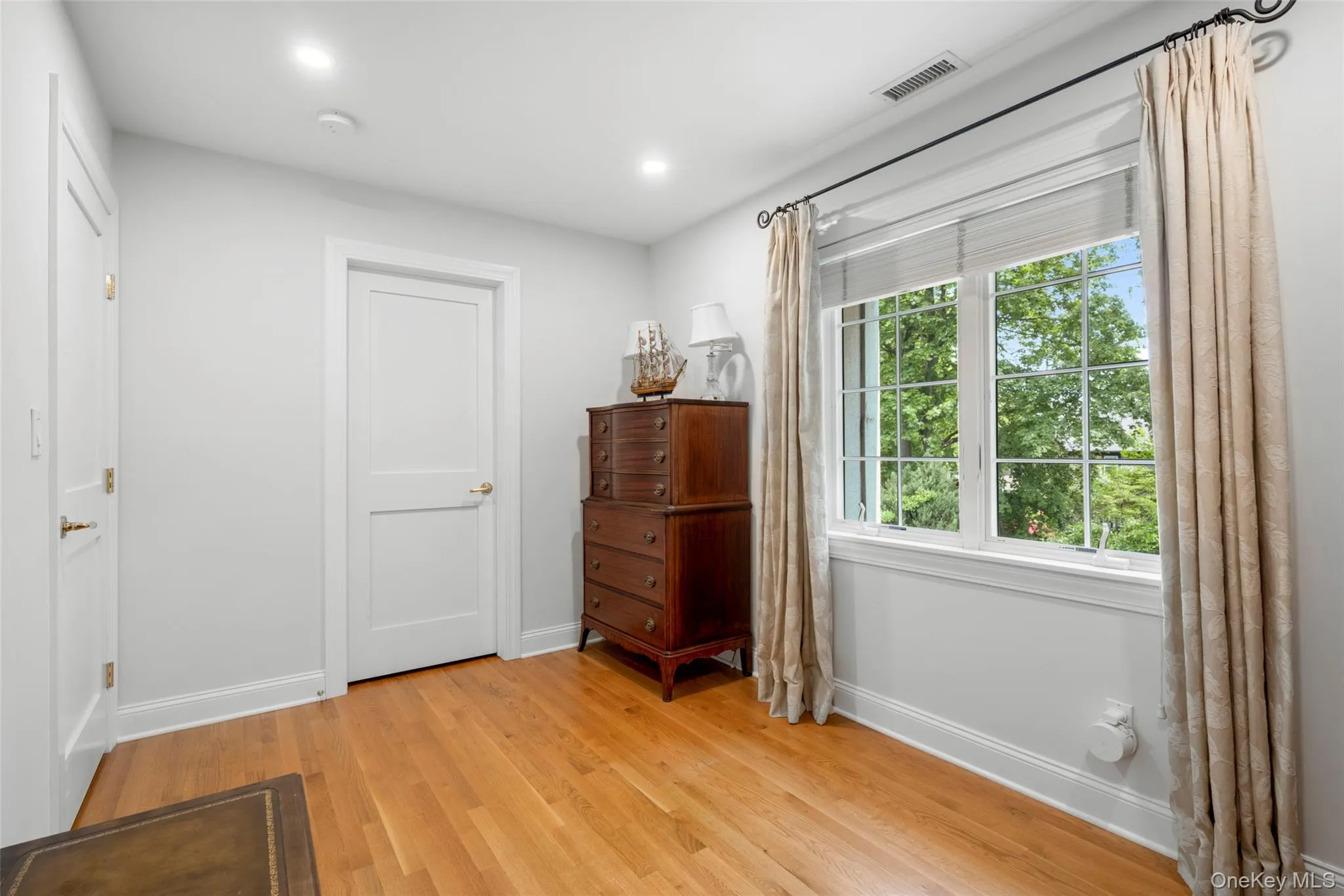525 Carroll Avenue, Rye Town, NY, 4 Bedrooms Bedrooms, 8 Rooms Rooms,2 BathroomsBathrooms,Residential Lease,For Rent,Carroll,0,1022060 525 Carroll Avenue, Rye Town, NY, 4 Bedrooms Bedrooms, 8 Rooms Rooms,2 BathroomsBathrooms,Residential Lease,For Rent,Carroll,0,1022060