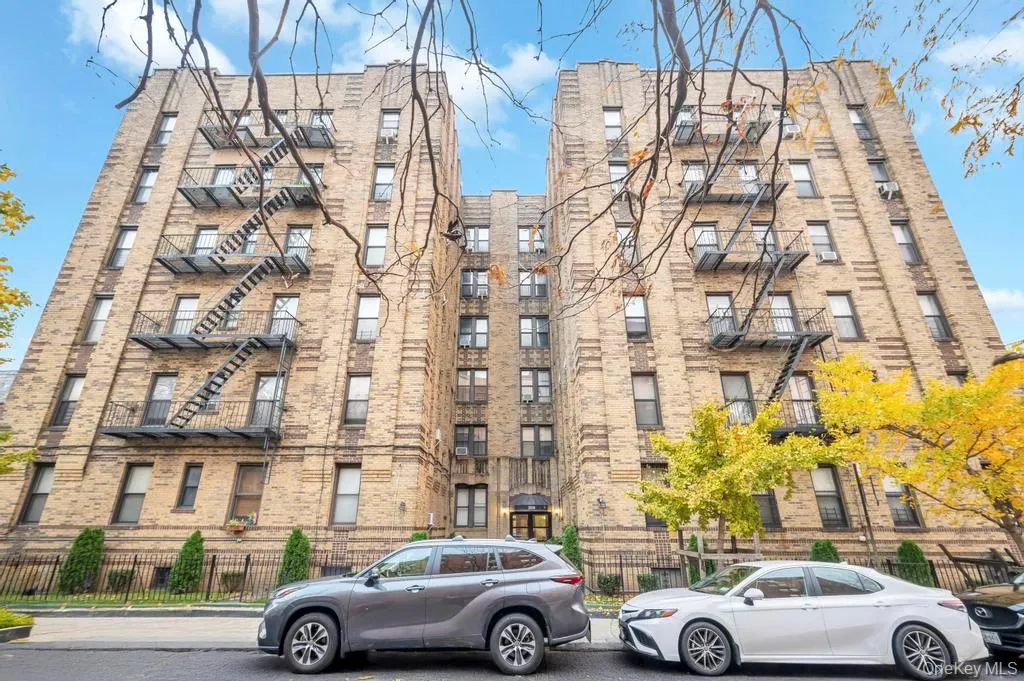 2020 41st Street, New York, NY, 1 Bedroom Bedrooms, 4 Rooms Rooms,1 BathroomBathrooms,Residential,For Rent,41st,0,1022064 2020 41st Street, New York, NY, 1 Bedroom Bedrooms, 4 Rooms Rooms,1 BathroomBathrooms,Residential,For Rent,41st,0,1022064
