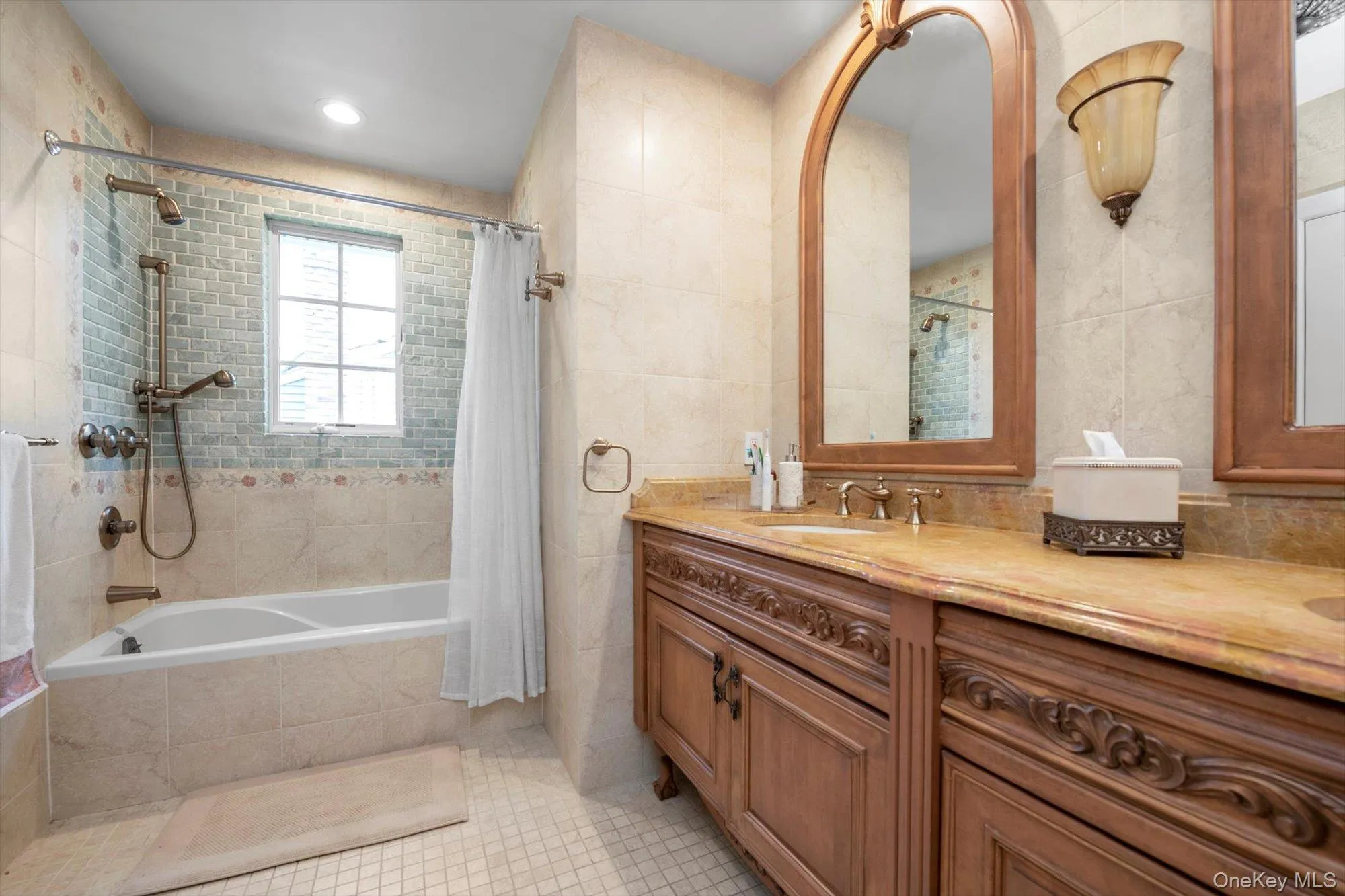 760 Hillcrest Place, Hempstead, NY, 6 Bedrooms Bedrooms, 12 Rooms Rooms,4 BathroomsBathrooms,Residential,For Rent,Hillcrest,0,1022067 760 Hillcrest Place, Hempstead, NY, 6 Bedrooms Bedrooms, 12 Rooms Rooms,4 BathroomsBathrooms,Residential,For Rent,Hillcrest,0,1022067