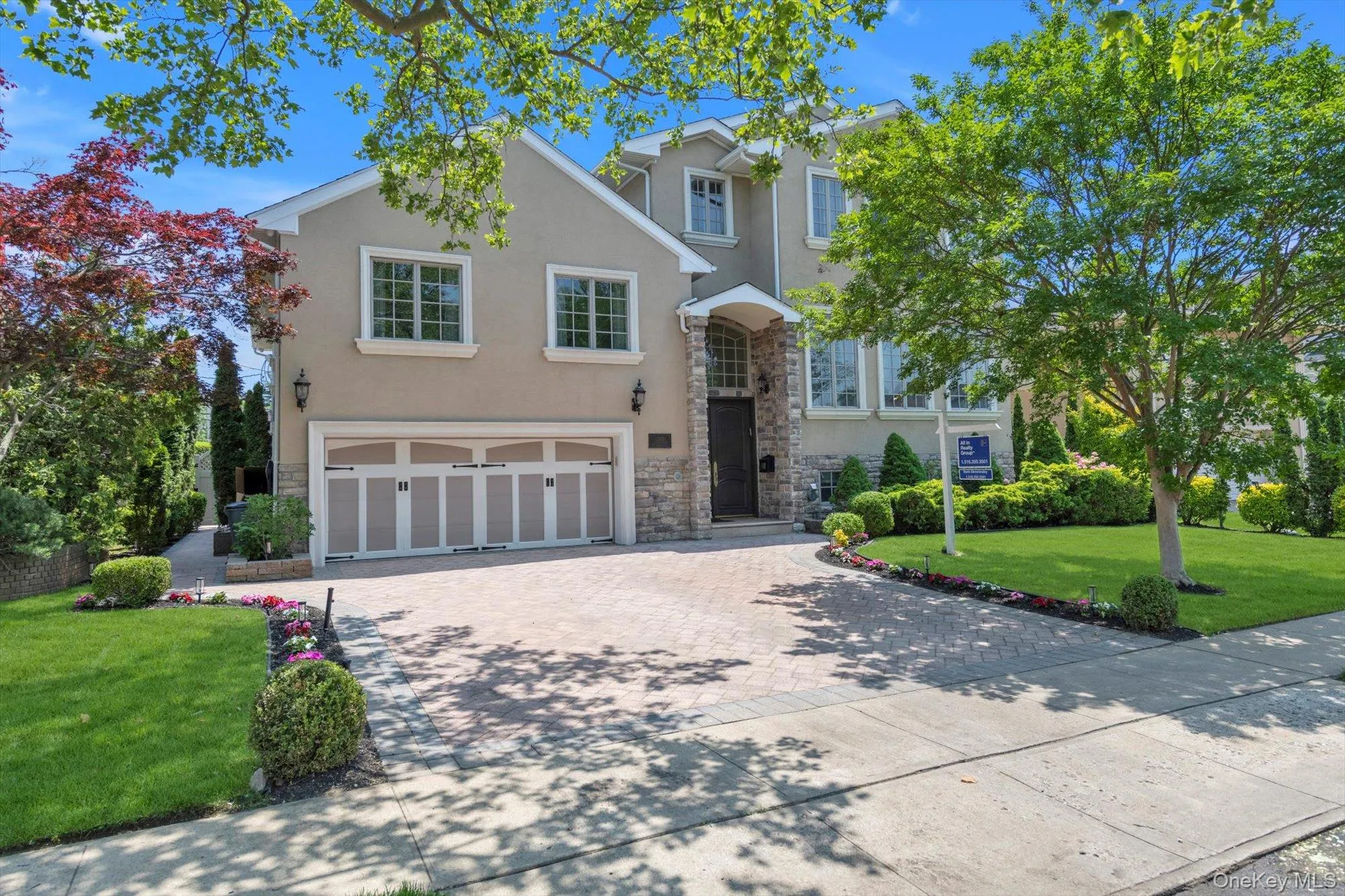 760 Hillcrest Place, Hempstead, NY, 6 Bedrooms Bedrooms, 12 Rooms Rooms,4 BathroomsBathrooms,Residential,For Rent,Hillcrest,0,1022067 760 Hillcrest Place, Hempstead, NY, 6 Bedrooms Bedrooms, 12 Rooms Rooms,4 BathroomsBathrooms,Residential,For Rent,Hillcrest,0,1022067