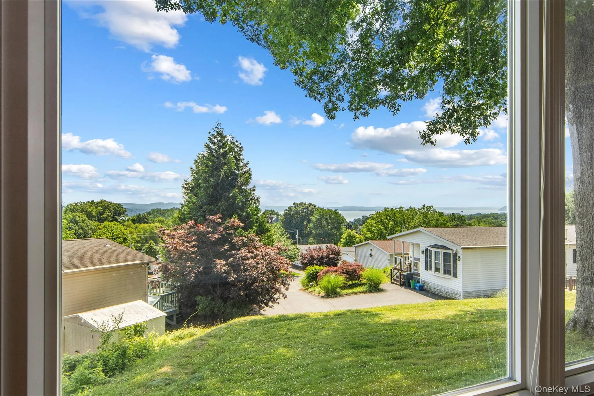 18 Thamsen Drive, Stony Point, NY, 4 Bedrooms Bedrooms, 6 Rooms Rooms,1 BathroomBathrooms,Residential Lease,For Rent,Thamsen,0,1022069 18 Thamsen Drive, Stony Point, NY, 4 Bedrooms Bedrooms, 6 Rooms Rooms,1 BathroomBathrooms,Residential Lease,For Rent,Thamsen,0,1022069