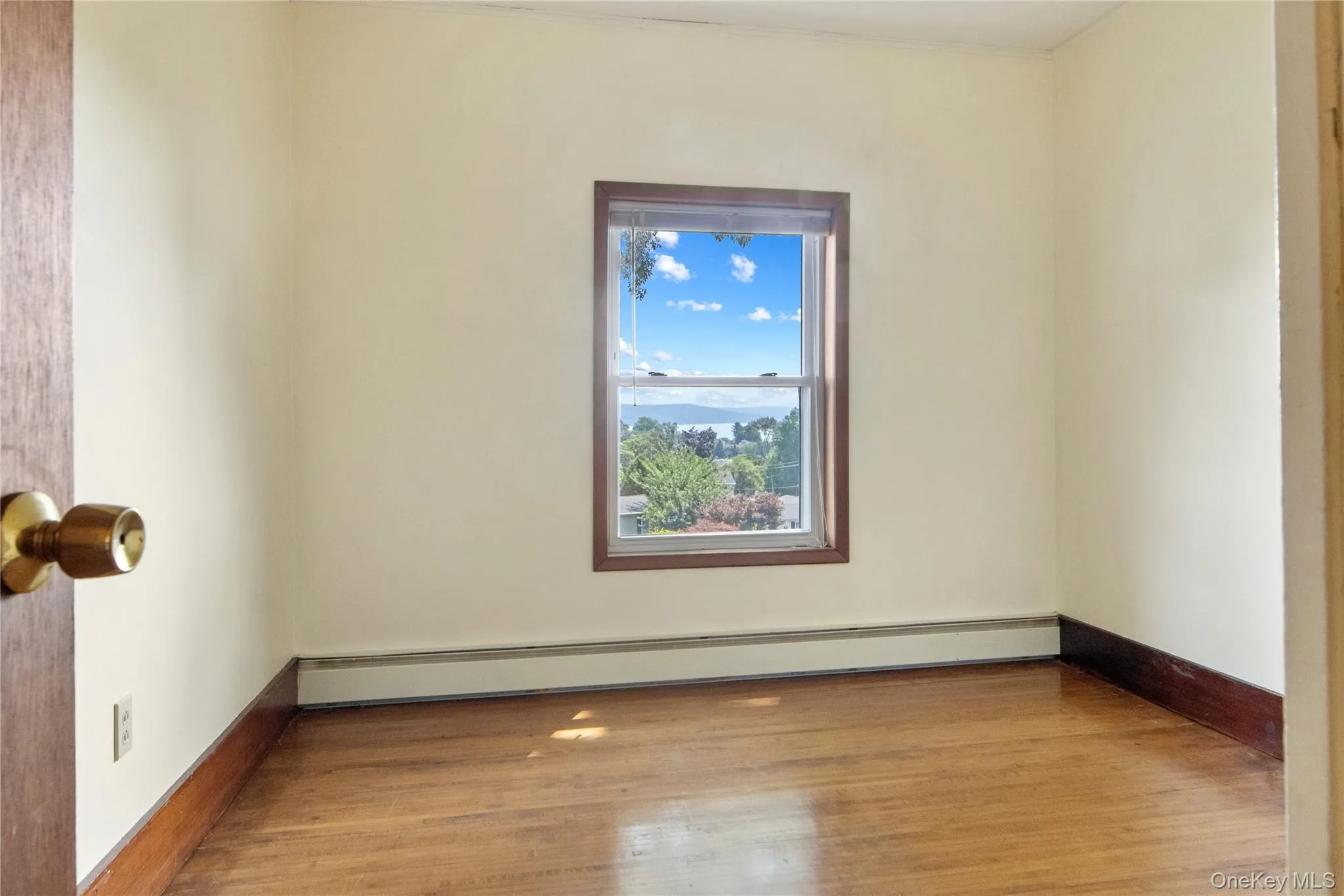 18 Thamsen Drive, Stony Point, NY, 4 Bedrooms Bedrooms, 6 Rooms Rooms,1 BathroomBathrooms,Residential Lease,For Rent,Thamsen,0,1022069 18 Thamsen Drive, Stony Point, NY, 4 Bedrooms Bedrooms, 6 Rooms Rooms,1 BathroomBathrooms,Residential Lease,For Rent,Thamsen,0,1022069