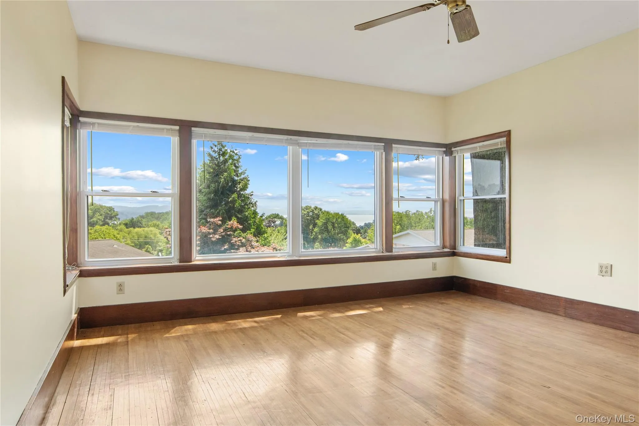18 Thamsen Drive, Stony Point, NY, 4 Bedrooms Bedrooms, 6 Rooms Rooms,1 BathroomBathrooms,Residential Lease,For Rent,Thamsen,0,1022069 18 Thamsen Drive, Stony Point, NY, 4 Bedrooms Bedrooms, 6 Rooms Rooms,1 BathroomBathrooms,Residential Lease,For Rent,Thamsen,0,1022069