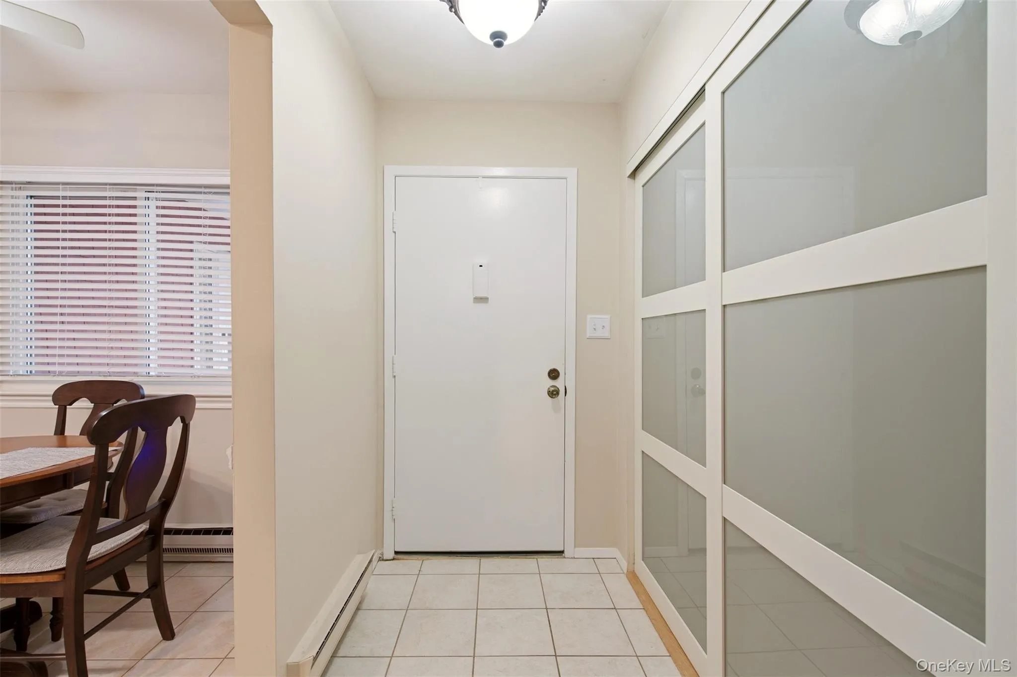 606 Flair Court, Smithtown, NY, 1 Bedroom Bedrooms, 3 Rooms Rooms,1 BathroomBathrooms,Residential,For Rent,Flair,0,1022072 606 Flair Court, Smithtown, NY, 1 Bedroom Bedrooms, 3 Rooms Rooms,1 BathroomBathrooms,Residential,For Rent,Flair,0,1022072