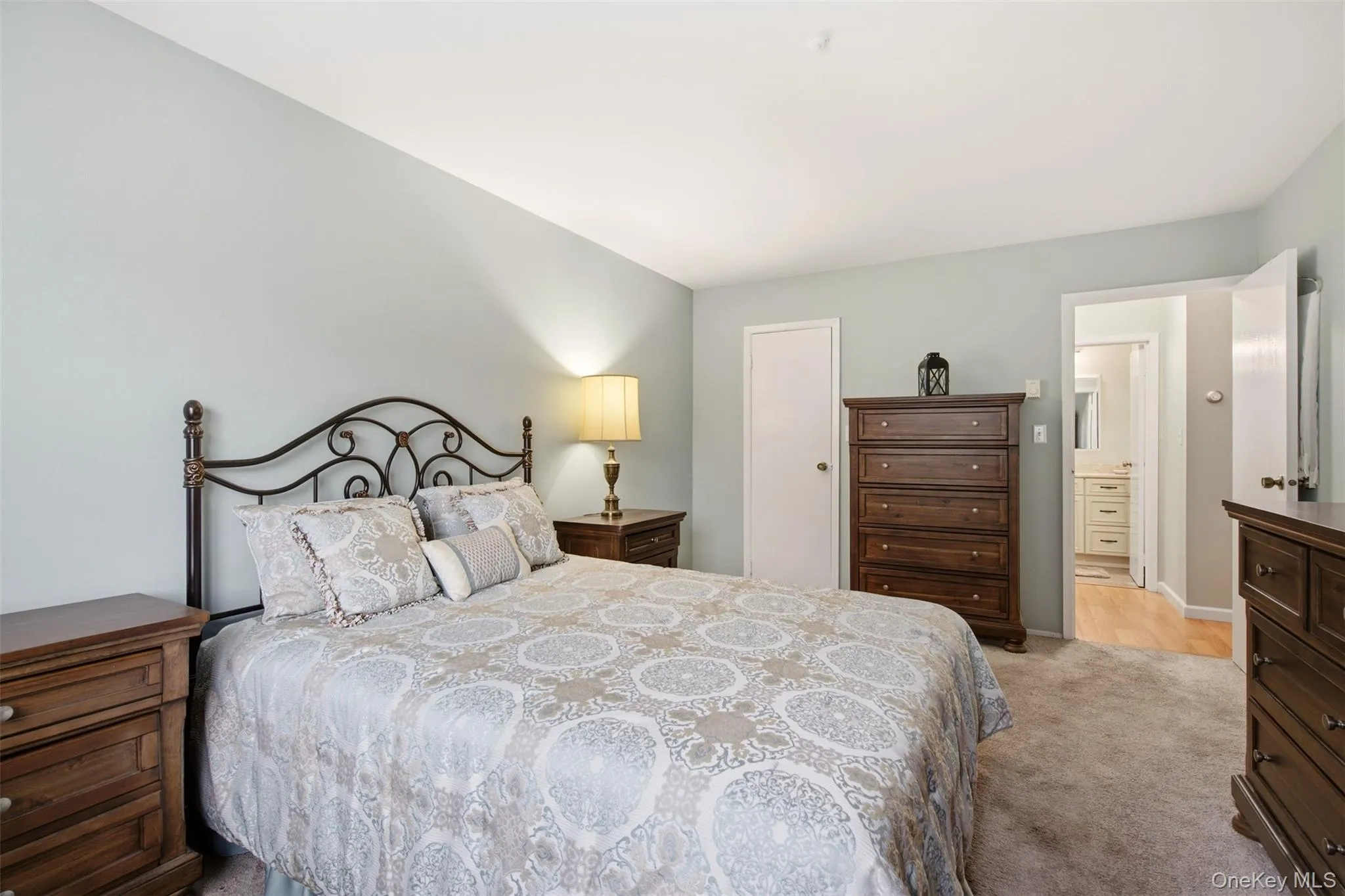 606 Flair Court, Smithtown, NY, 1 Bedroom Bedrooms, 3 Rooms Rooms,1 BathroomBathrooms,Residential,For Rent,Flair,0,1022072 606 Flair Court, Smithtown, NY, 1 Bedroom Bedrooms, 3 Rooms Rooms,1 BathroomBathrooms,Residential,For Rent,Flair,0,1022072