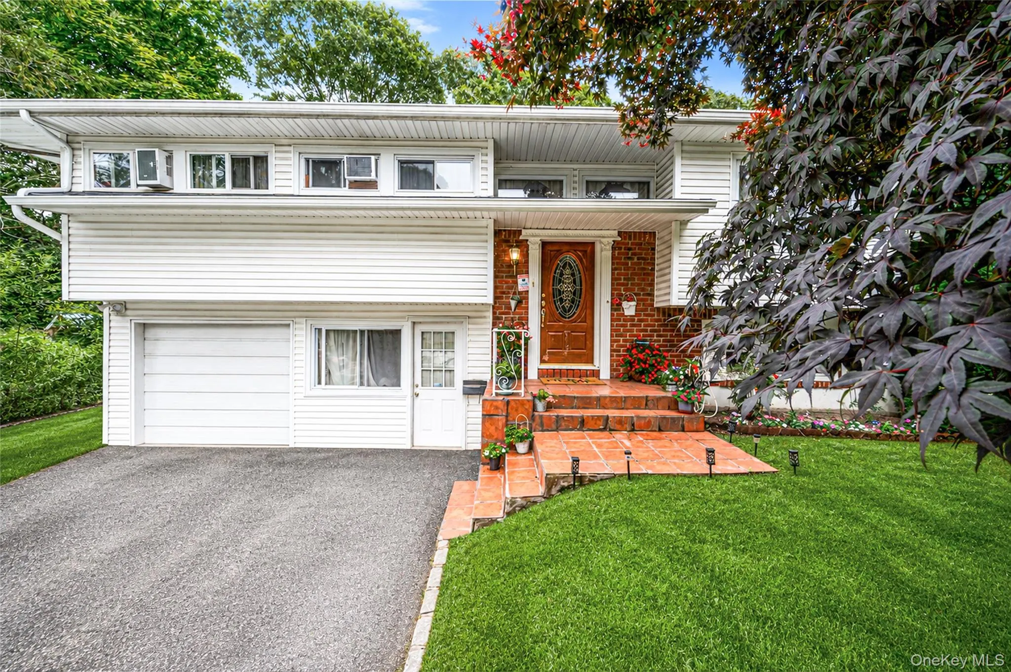 31 Holbrook Road, Brookhaven, NY, 4 Bedrooms Bedrooms, 7 Rooms Rooms,1 BathroomBathrooms,Residential,For Rent,Holbrook,0,1022073 31 Holbrook Road, Brookhaven, NY, 4 Bedrooms Bedrooms, 7 Rooms Rooms,1 BathroomBathrooms,Residential,For Rent,Holbrook,0,1022073