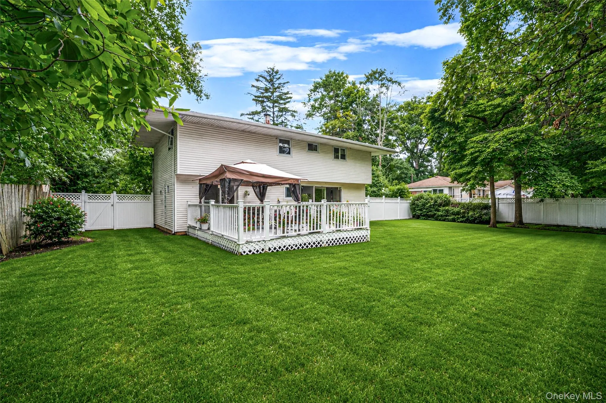 31 Holbrook Road, Brookhaven, NY, 4 Bedrooms Bedrooms, 7 Rooms Rooms,1 BathroomBathrooms,Residential,For Rent,Holbrook,0,1022073 31 Holbrook Road, Brookhaven, NY, 4 Bedrooms Bedrooms, 7 Rooms Rooms,1 BathroomBathrooms,Residential,For Rent,Holbrook,0,1022073