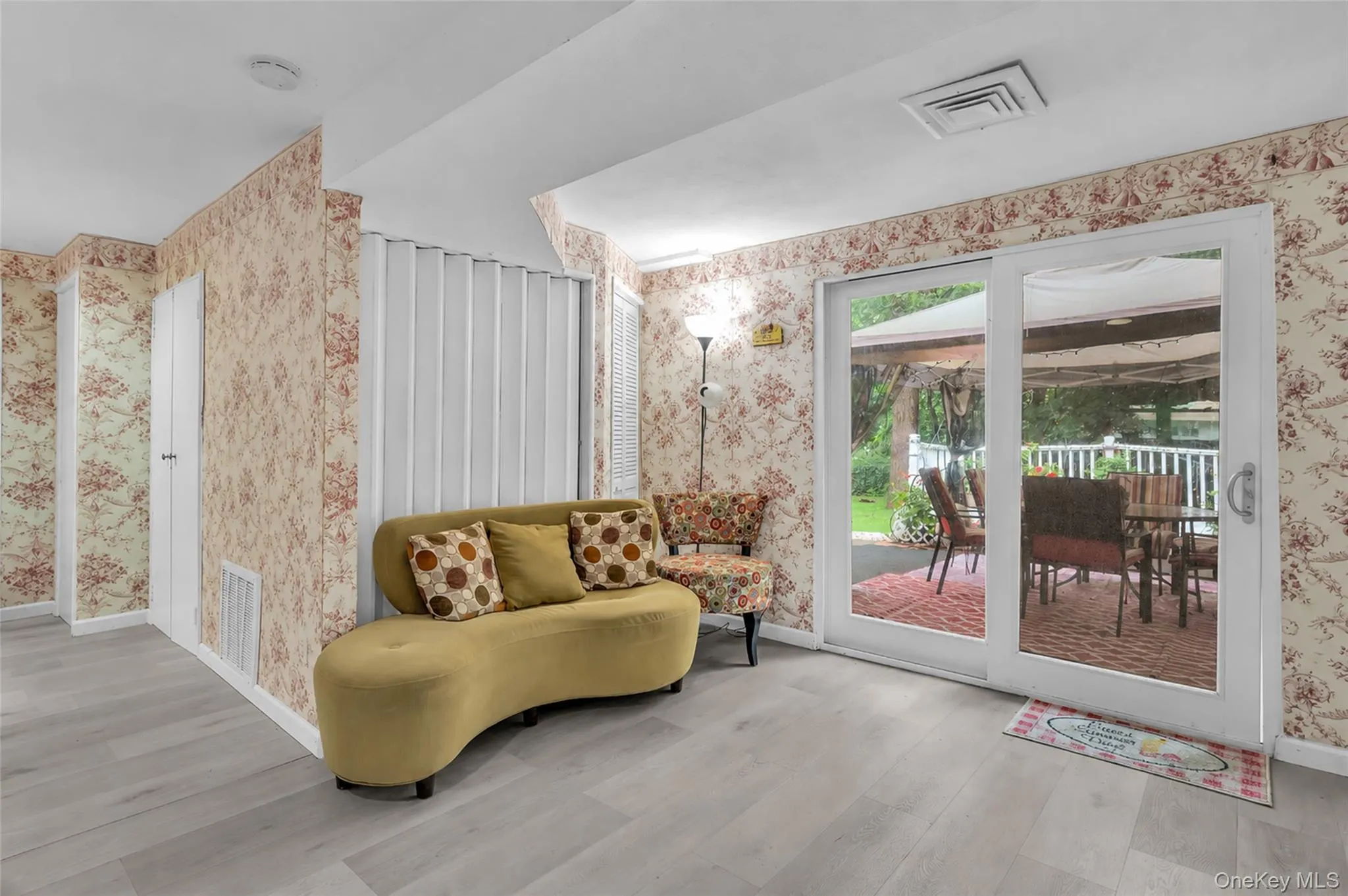 31 Holbrook Road, Brookhaven, NY, 4 Bedrooms Bedrooms, 7 Rooms Rooms,1 BathroomBathrooms,Residential,For Rent,Holbrook,0,1022073 31 Holbrook Road, Brookhaven, NY, 4 Bedrooms Bedrooms, 7 Rooms Rooms,1 BathroomBathrooms,Residential,For Rent,Holbrook,0,1022073
