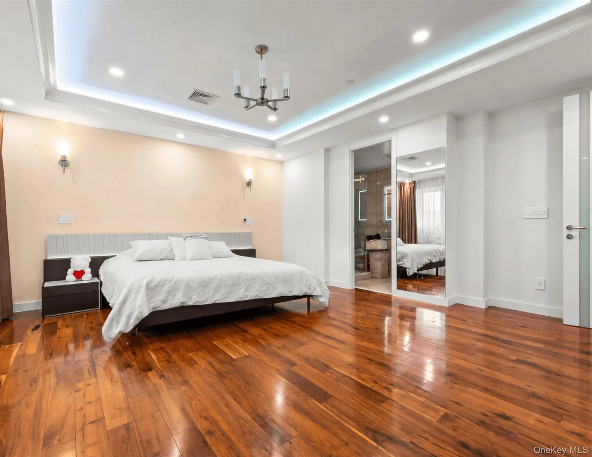 99-31 66th Avenue, New York, NY, 3 Bedrooms Bedrooms, 5 Rooms Rooms,2 BathroomsBathrooms,Residential,For Rent,66th,0,1022083 99-31 66th Avenue, New York, NY, 3 Bedrooms Bedrooms, 5 Rooms Rooms,2 BathroomsBathrooms,Residential,For Rent,66th,0,1022083