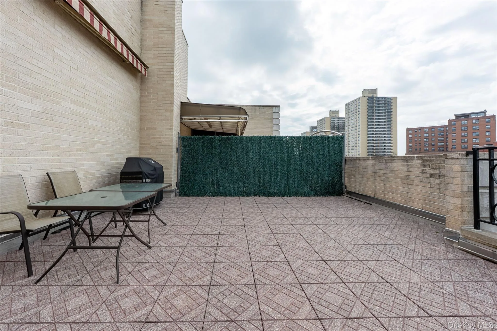 99-31 66th Avenue, New York, NY, 3 Bedrooms Bedrooms, 5 Rooms Rooms,2 BathroomsBathrooms,Residential,For Rent,66th,0,1022083 99-31 66th Avenue, New York, NY, 3 Bedrooms Bedrooms, 5 Rooms Rooms,2 BathroomsBathrooms,Residential,For Rent,66th,0,1022083