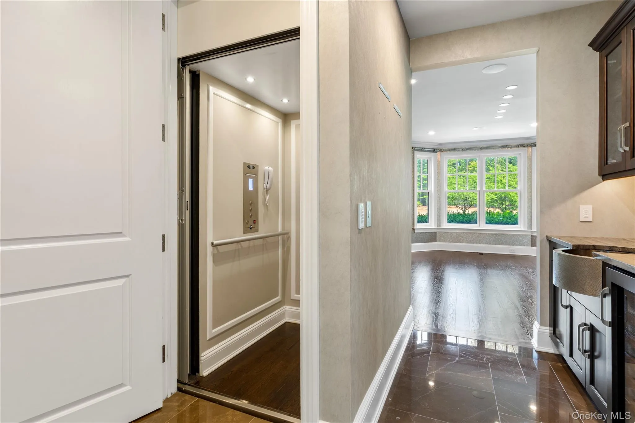 1 Bromley Court, Oyster Bay, NY, 7 Bedrooms Bedrooms, 15 Rooms Rooms,8 BathroomsBathrooms,Residential,For Rent,Bromley,0,1022087 1 Bromley Court, Oyster Bay, NY, 7 Bedrooms Bedrooms, 15 Rooms Rooms,8 BathroomsBathrooms,Residential,For Rent,Bromley,0,1022087