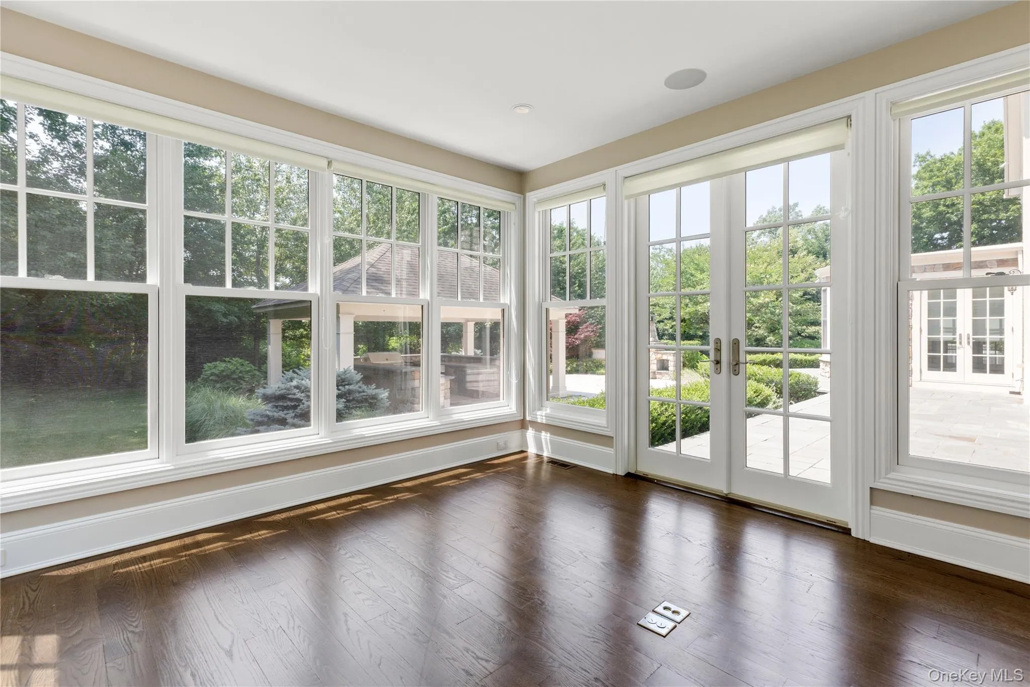 1 Bromley Court, Oyster Bay, NY, 7 Bedrooms Bedrooms, 15 Rooms Rooms,8 BathroomsBathrooms,Residential,For Rent,Bromley,0,1022087 1 Bromley Court, Oyster Bay, NY, 7 Bedrooms Bedrooms, 15 Rooms Rooms,8 BathroomsBathrooms,Residential,For Rent,Bromley,0,1022087