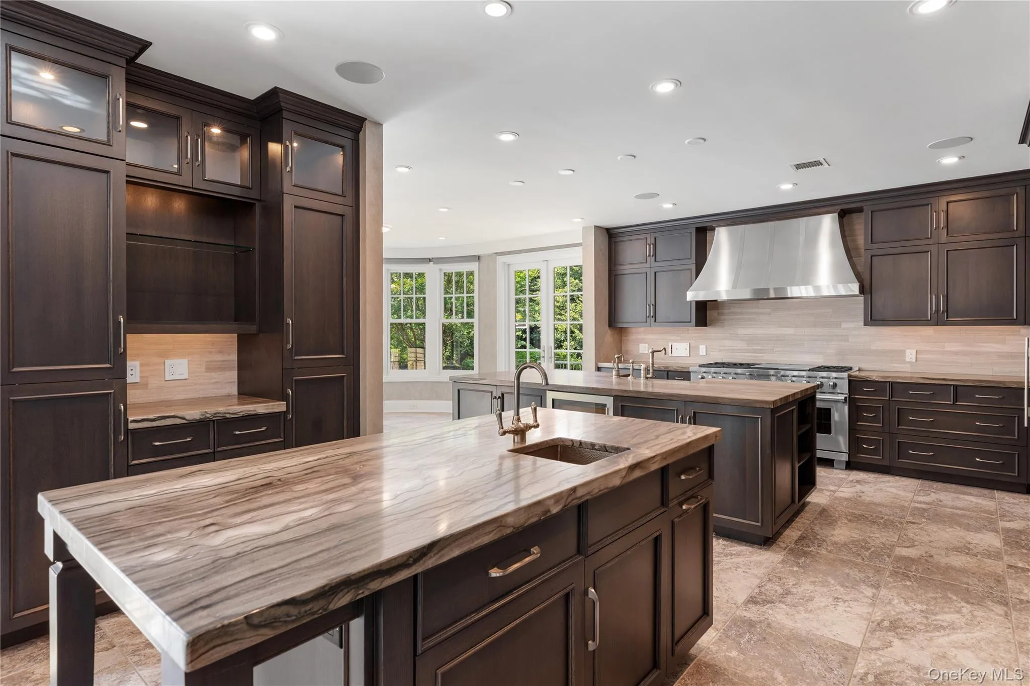 1 Bromley Court, Oyster Bay, NY, 7 Bedrooms Bedrooms, 15 Rooms Rooms,8 BathroomsBathrooms,Residential,For Rent,Bromley,0,1022087 1 Bromley Court, Oyster Bay, NY, 7 Bedrooms Bedrooms, 15 Rooms Rooms,8 BathroomsBathrooms,Residential,For Rent,Bromley,0,1022087