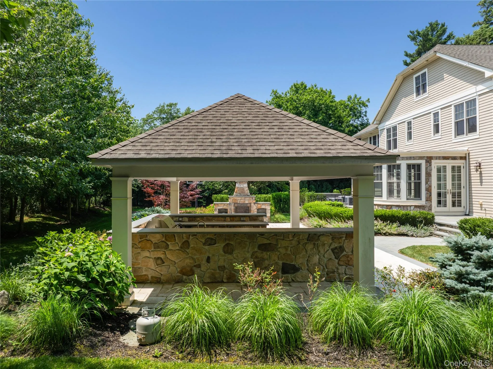1 Bromley Court, Oyster Bay, NY, 7 Bedrooms Bedrooms, 15 Rooms Rooms,8 BathroomsBathrooms,Residential,For Rent,Bromley,0,1022087 1 Bromley Court, Oyster Bay, NY, 7 Bedrooms Bedrooms, 15 Rooms Rooms,8 BathroomsBathrooms,Residential,For Rent,Bromley,0,1022087
