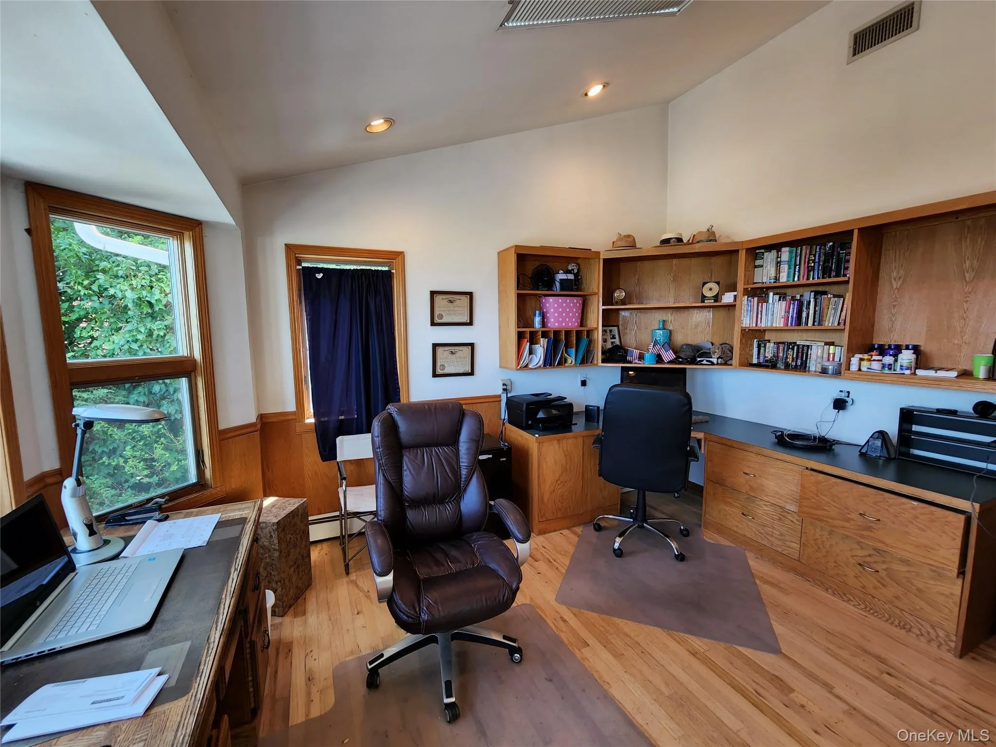 Amazing home office with water view!!! Amazing home office with water view!!!