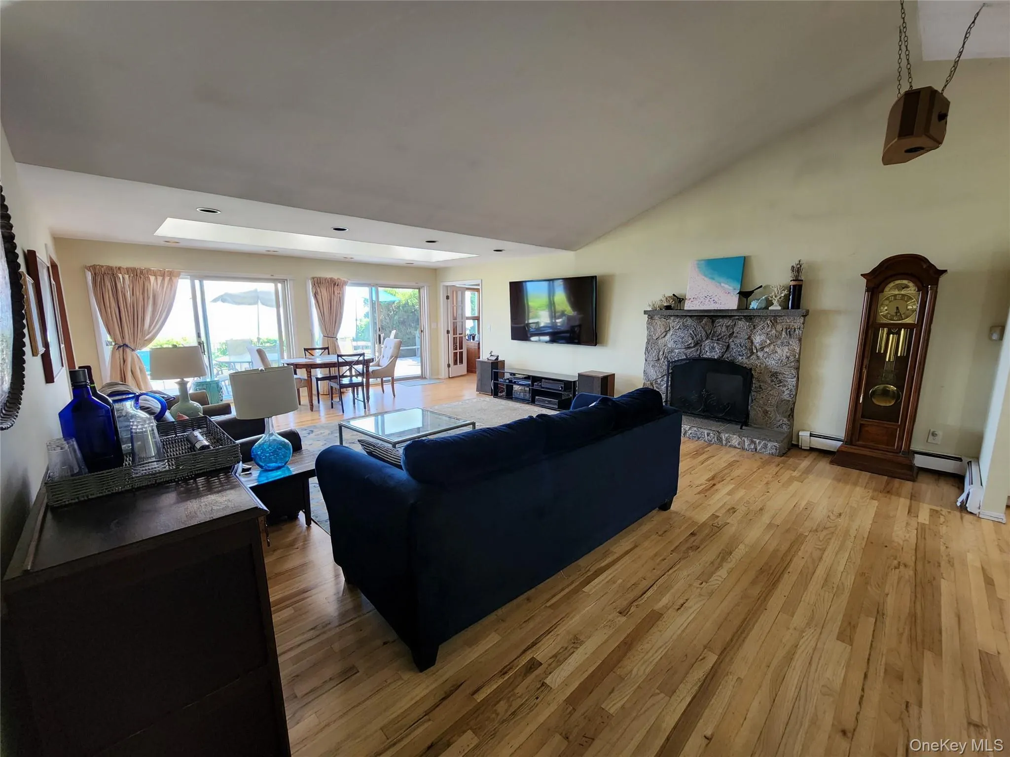 7 Riverhead Road, Brookhaven, NY, 3 Bedrooms Bedrooms, 8 Rooms Rooms,2 BathroomsBathrooms,Residential Lease,For Rent,Riverhead,0,1022088 7 Riverhead Road, Brookhaven, NY, 3 Bedrooms Bedrooms, 8 Rooms Rooms,2 BathroomsBathrooms,Residential Lease,For Rent,Riverhead,0,1022088