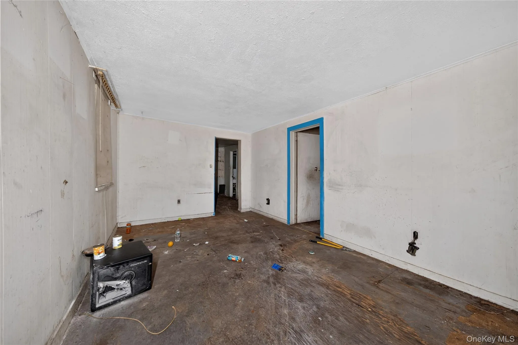 10 Best Street, Hempstead, NY, 3 Bedrooms Bedrooms, 4 Rooms Rooms,1 BathroomBathrooms,Residential,For Rent,Best,0,1022091 10 Best Street, Hempstead, NY, 3 Bedrooms Bedrooms, 4 Rooms Rooms,1 BathroomBathrooms,Residential,For Rent,Best,0,1022091