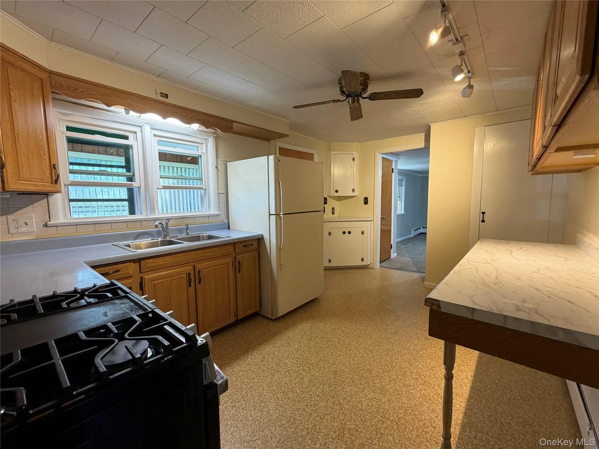 Large kitchen with plenty of storage Large kitchen with plenty of storage