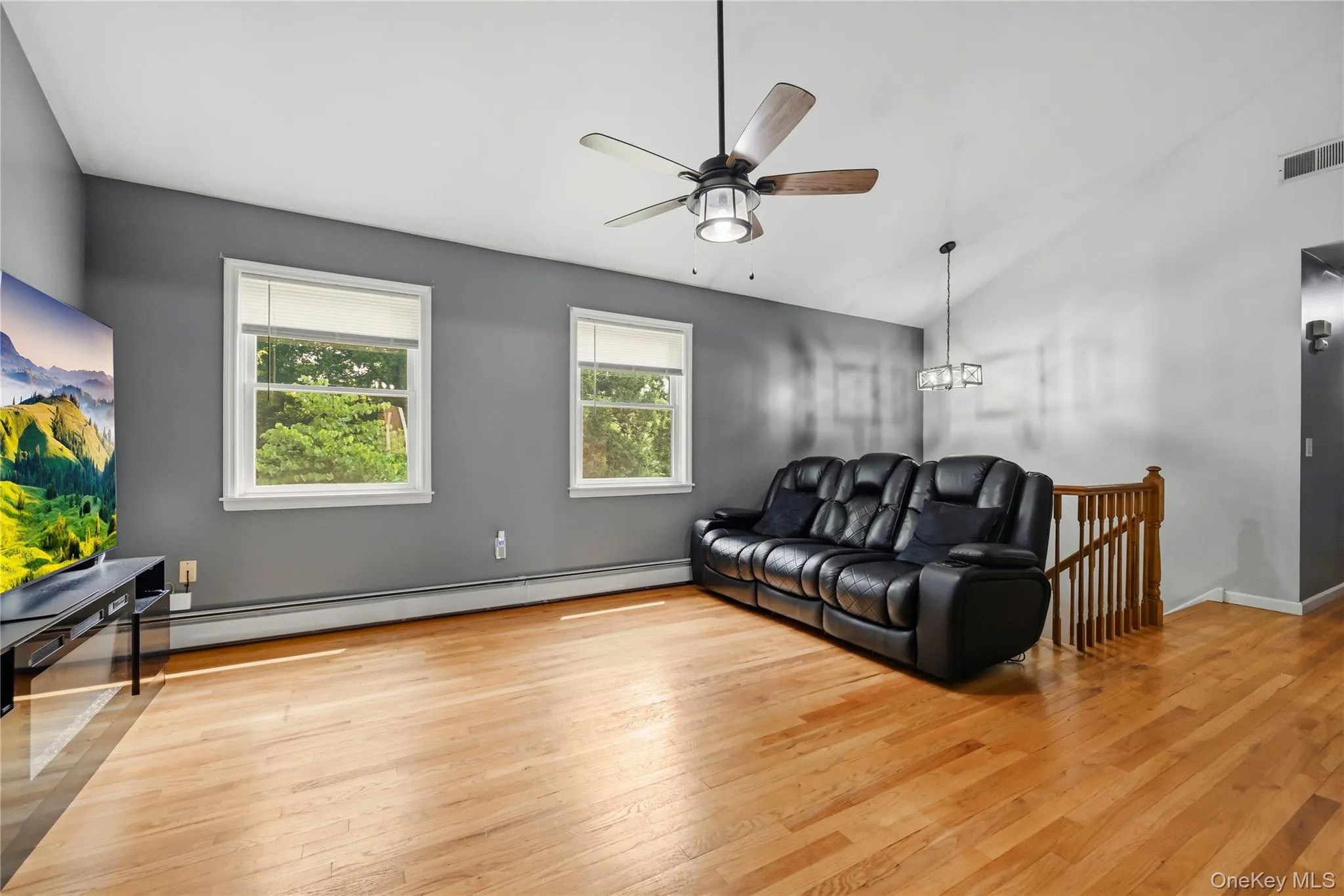 564 Clove Road, Monroe, NY, 3 Bedrooms Bedrooms, 7 Rooms Rooms,2 BathroomsBathrooms,Residential,For Rent,Clove,0,1022099 564 Clove Road, Monroe, NY, 3 Bedrooms Bedrooms, 7 Rooms Rooms,2 BathroomsBathrooms,Residential,For Rent,Clove,0,1022099