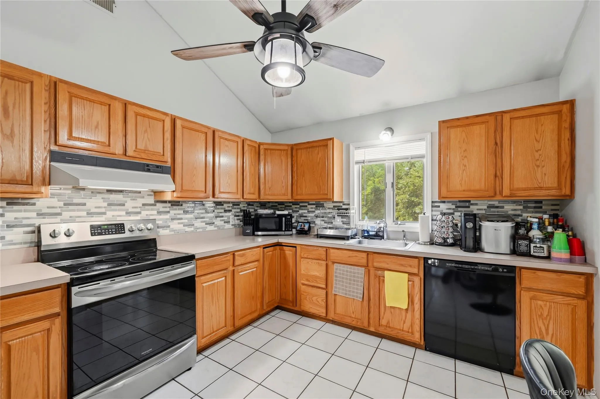 564 Clove Road, Monroe, NY, 3 Bedrooms Bedrooms, 7 Rooms Rooms,2 BathroomsBathrooms,Residential,For Rent,Clove,0,1022099 564 Clove Road, Monroe, NY, 3 Bedrooms Bedrooms, 7 Rooms Rooms,2 BathroomsBathrooms,Residential,For Rent,Clove,0,1022099