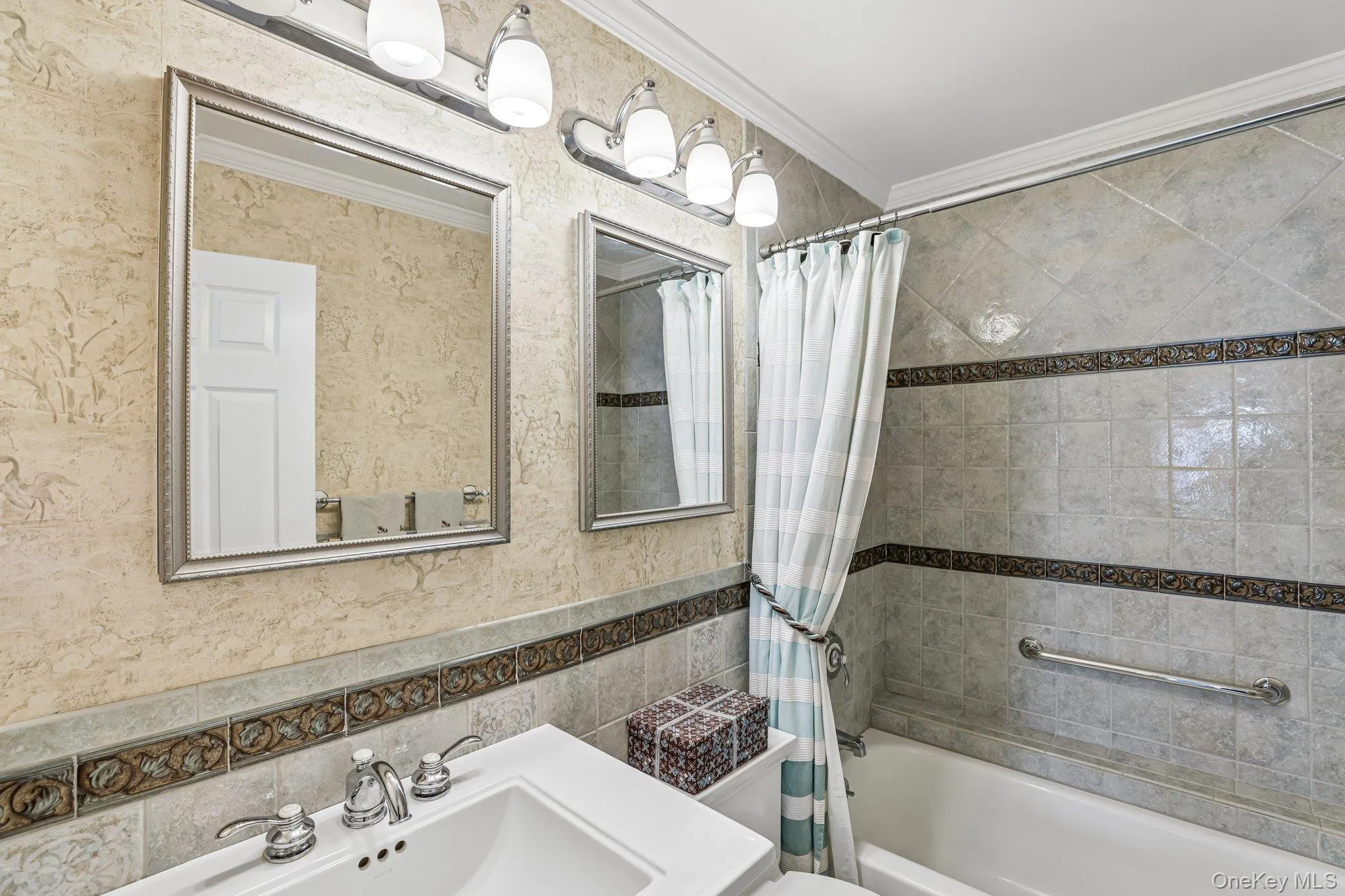 187 Glen Drive, Brookhaven, NY, 2 Bedrooms Bedrooms, 7 Rooms Rooms,2 BathroomsBathrooms,Residential,For Rent,Glen,0,1022104 187 Glen Drive, Brookhaven, NY, 2 Bedrooms Bedrooms, 7 Rooms Rooms,2 BathroomsBathrooms,Residential,For Rent,Glen,0,1022104