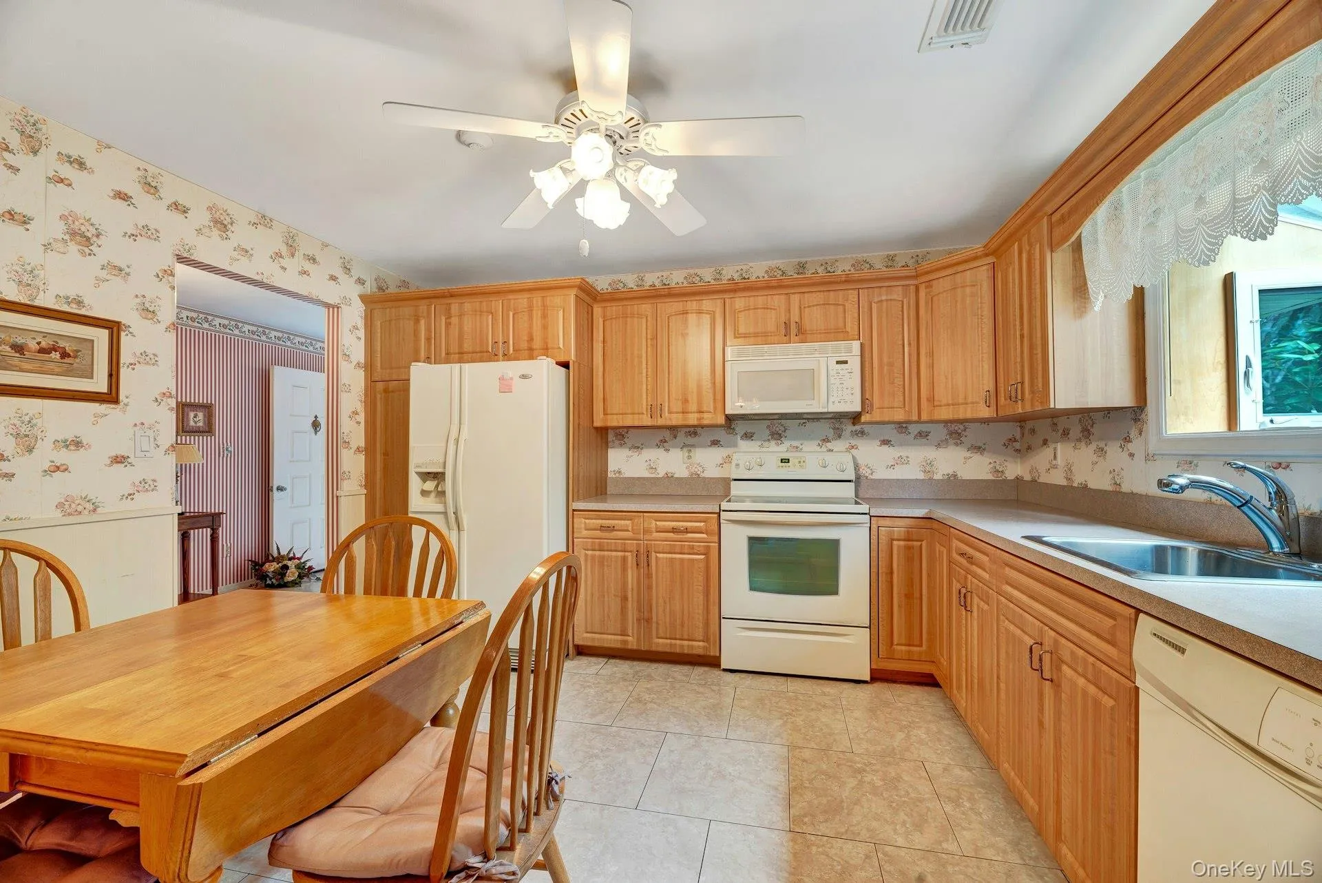 216 River Drive, Brookhaven, NY, 2 Bedrooms Bedrooms, 5 Rooms Rooms,2 BathroomsBathrooms,Residential,For Rent,River,0,1022105 216 River Drive, Brookhaven, NY, 2 Bedrooms Bedrooms, 5 Rooms Rooms,2 BathroomsBathrooms,Residential,For Rent,River,0,1022105