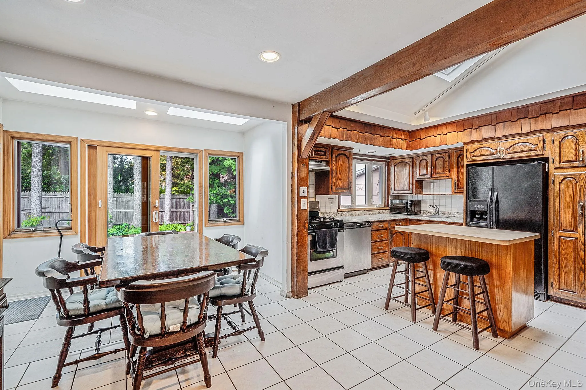 11 Carrol Place, Huntington, NY, 5 Bedrooms Bedrooms, 10 Rooms Rooms,2 BathroomsBathrooms,Residential,For Rent,Carrol,0,1022110 11 Carrol Place, Huntington, NY, 5 Bedrooms Bedrooms, 10 Rooms Rooms,2 BathroomsBathrooms,Residential,For Rent,Carrol,0,1022110