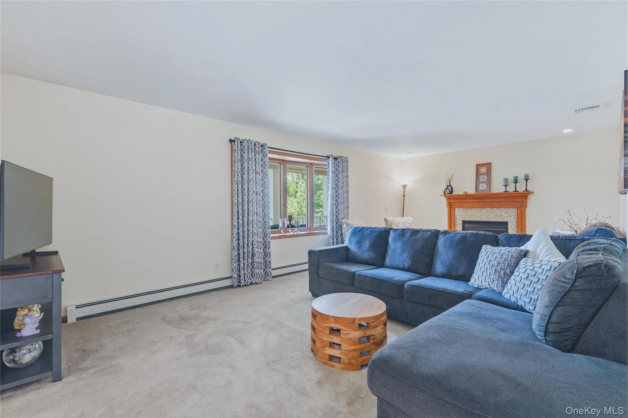 588 Linderman Avenue Extension, Ulster, NY, 3 Bedrooms Bedrooms, 6 Rooms Rooms,2 BathroomsBathrooms,Residential,For Rent,Linderman Avenue,0,1022113 588 Linderman Avenue Extension, Ulster, NY, 3 Bedrooms Bedrooms, 6 Rooms Rooms,2 BathroomsBathrooms,Residential,For Rent,Linderman Avenue,0,1022113