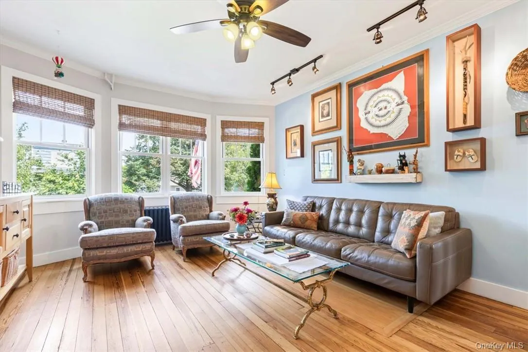 15 Hyatt Avenue, Harrison, NY, 3 Bedrooms Bedrooms, 7 Rooms Rooms,3 BathroomsBathrooms,Residential Lease,For Rent,Hyatt,0,1022116 15 Hyatt Avenue, Harrison, NY, 3 Bedrooms Bedrooms, 7 Rooms Rooms,3 BathroomsBathrooms,Residential Lease,For Rent,Hyatt,0,1022116