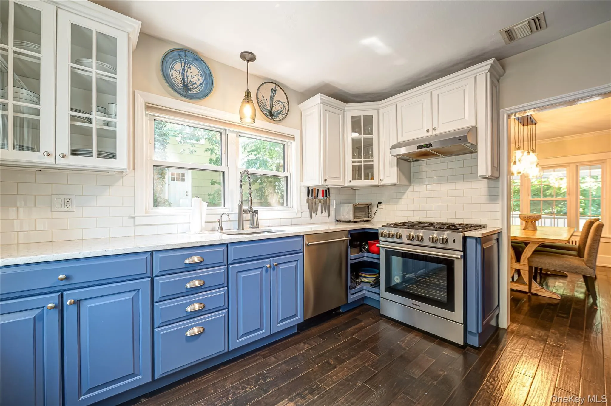 Quartz Counters, Stainless Steel Appliances Quartz Counters, Stainless Steel Appliances