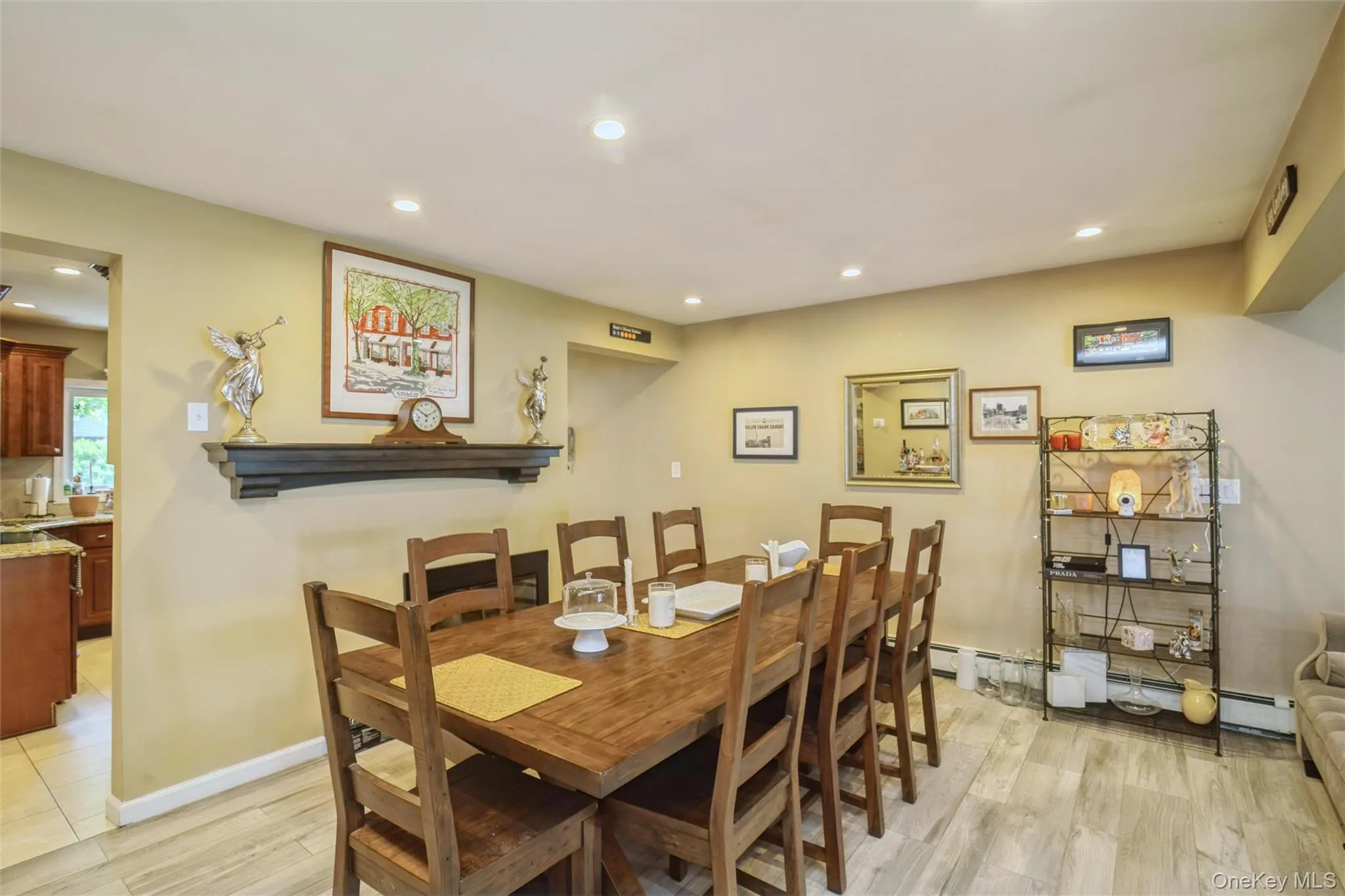 45 Abbot Lane, Oyster Bay, NY, 4 Bedrooms Bedrooms, 7 Rooms Rooms,2 BathroomsBathrooms,Residential,For Rent,Abbot,0,1022118 45 Abbot Lane, Oyster Bay, NY, 4 Bedrooms Bedrooms, 7 Rooms Rooms,2 BathroomsBathrooms,Residential,For Rent,Abbot,0,1022118
