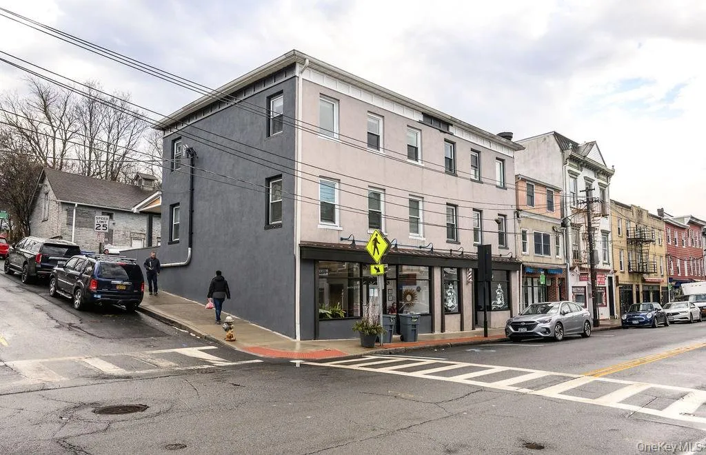 100 Main Street, Greenburgh, NY, 2 Bedrooms Bedrooms, 6 Rooms Rooms,2 BathroomsBathrooms,Residential Lease,For Rent,Main,0,1022120 100 Main Street, Greenburgh, NY, 2 Bedrooms Bedrooms, 6 Rooms Rooms,2 BathroomsBathrooms,Residential Lease,For Rent,Main,0,1022120