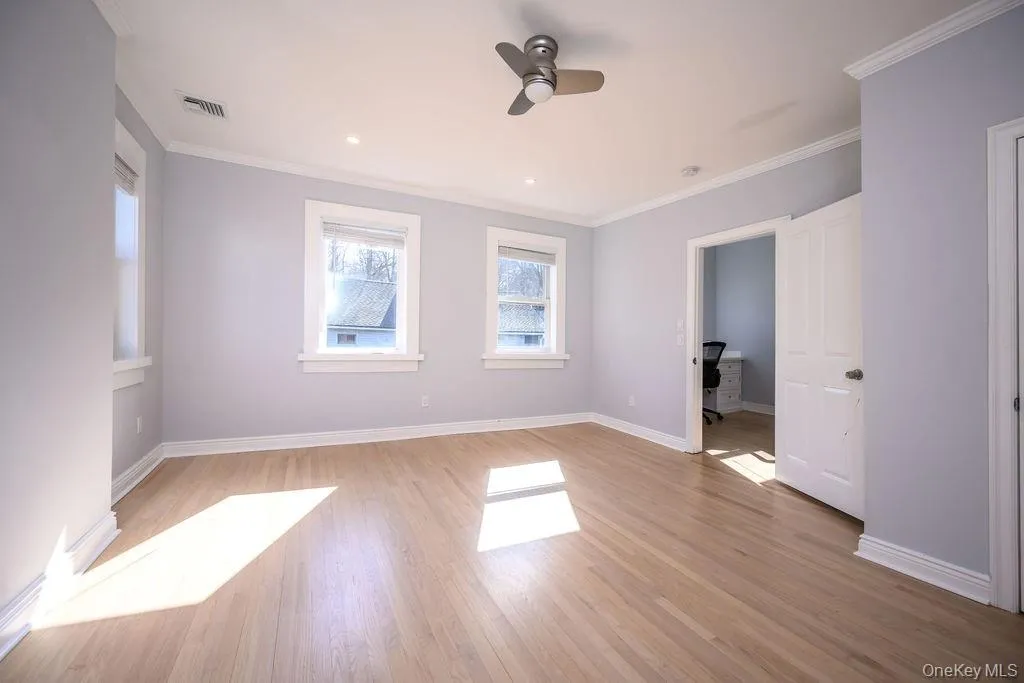 100 Main Street, Greenburgh, NY, 2 Bedrooms Bedrooms, 6 Rooms Rooms,2 BathroomsBathrooms,Residential Lease,For Rent,Main,0,1022120 100 Main Street, Greenburgh, NY, 2 Bedrooms Bedrooms, 6 Rooms Rooms,2 BathroomsBathrooms,Residential Lease,For Rent,Main,0,1022120